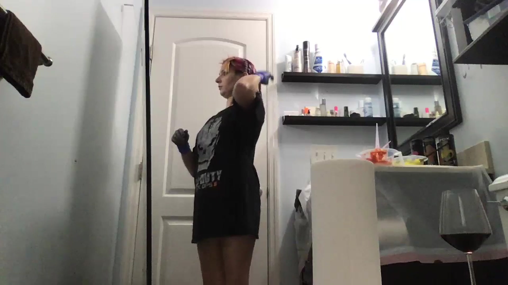 Gallery image thumbnail from CookieCapone's myfreecams stream on, 12/13/2023, 08:43 image 4 of 20