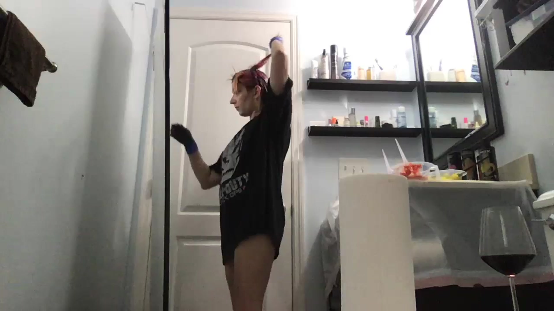Gallery image thumbnail from CookieCapone's myfreecams stream on, 12/13/2023, 08:43 image 2 of 20