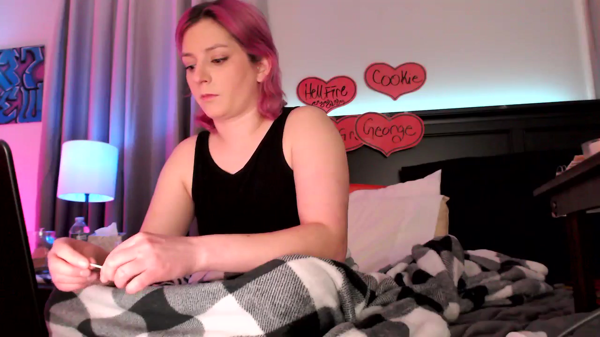 Gallery image thumbnail from CookieCapone's myfreecams stream on, 02/20/2026, 07:05 image 11 of 20