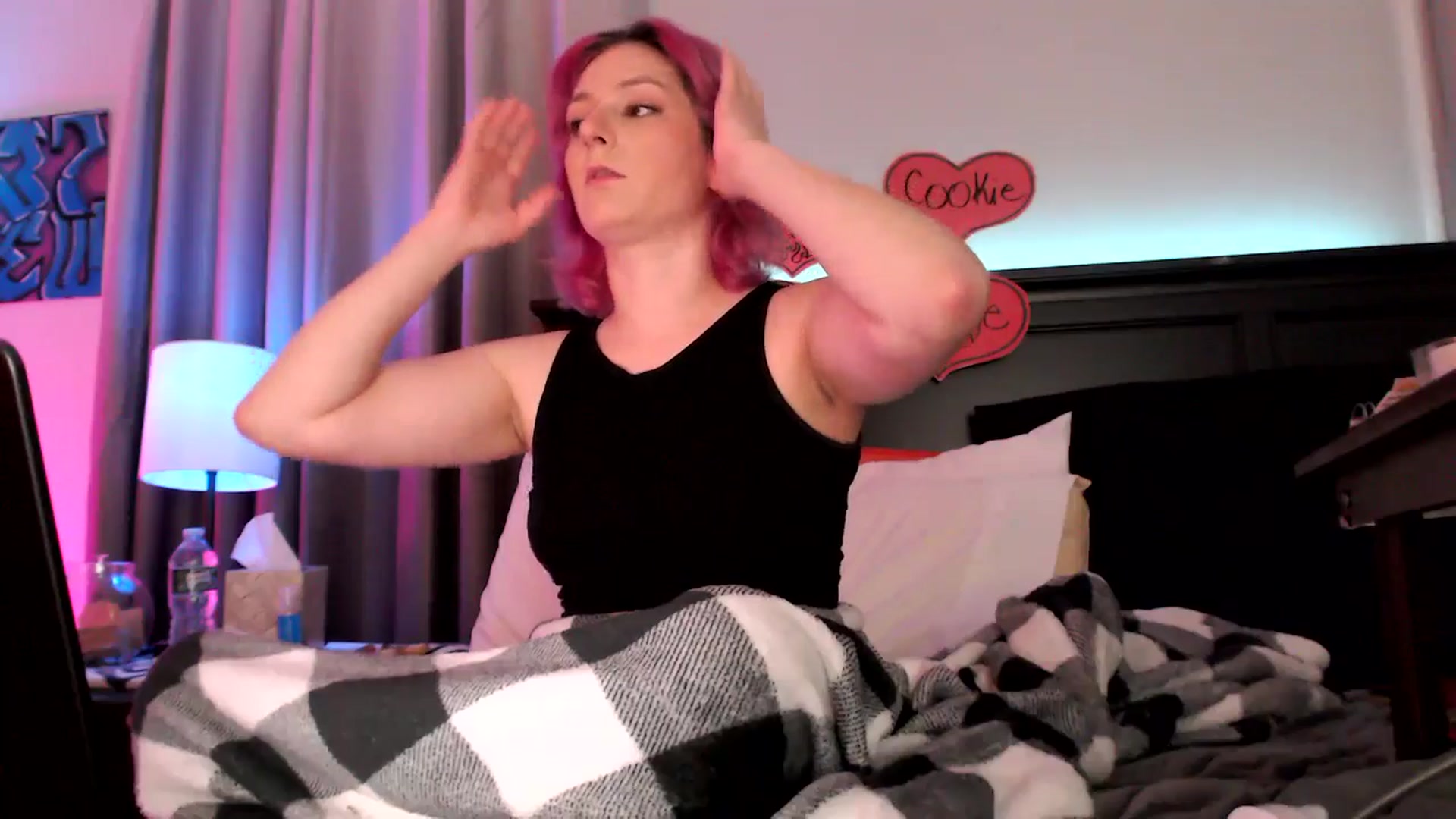 Gallery image thumbnail from CookieCapone's myfreecams stream on, 02/20/2026, 07:05 image 10 of 20
