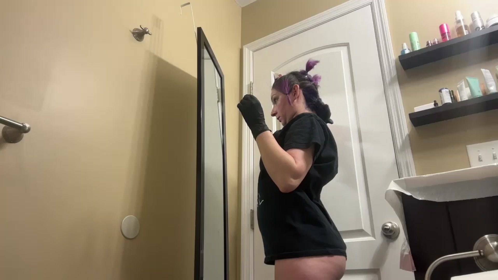 Gallery image thumbnail from CookieCapone's myfreecams stream on, 04/10/2026, 08:14 image 1 of 20