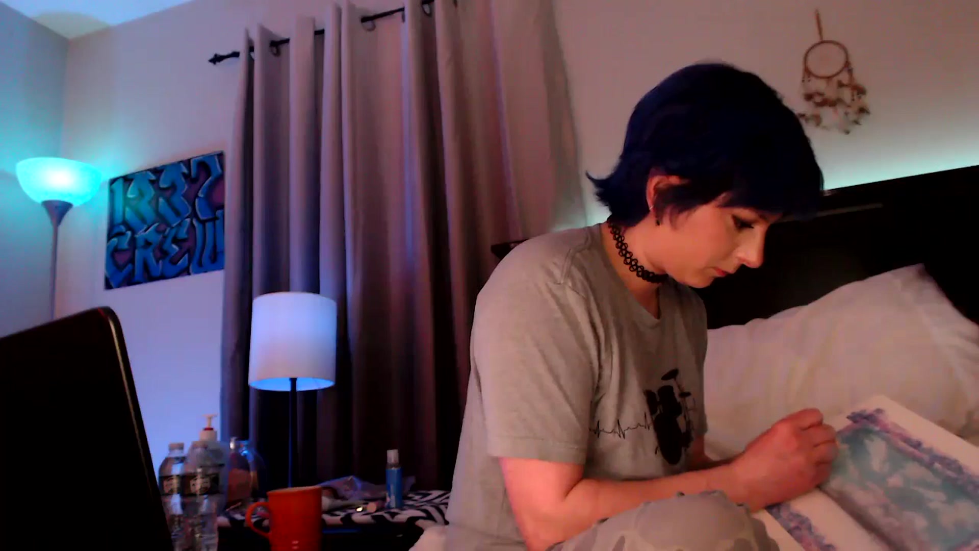 Gallery image thumbnail from CookieCapone's myfreecams stream on, 04/15/2026, 06:45 image 17 of 20