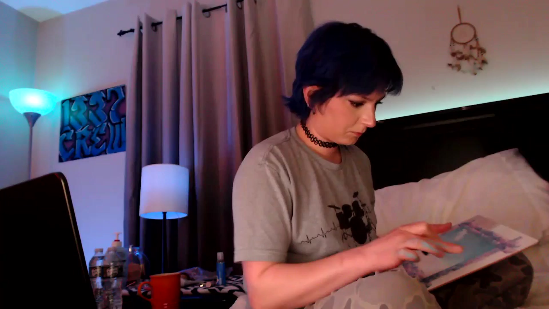 Gallery image thumbnail from CookieCapone's myfreecams stream on, 04/15/2026, 06:45 image 11 of 20