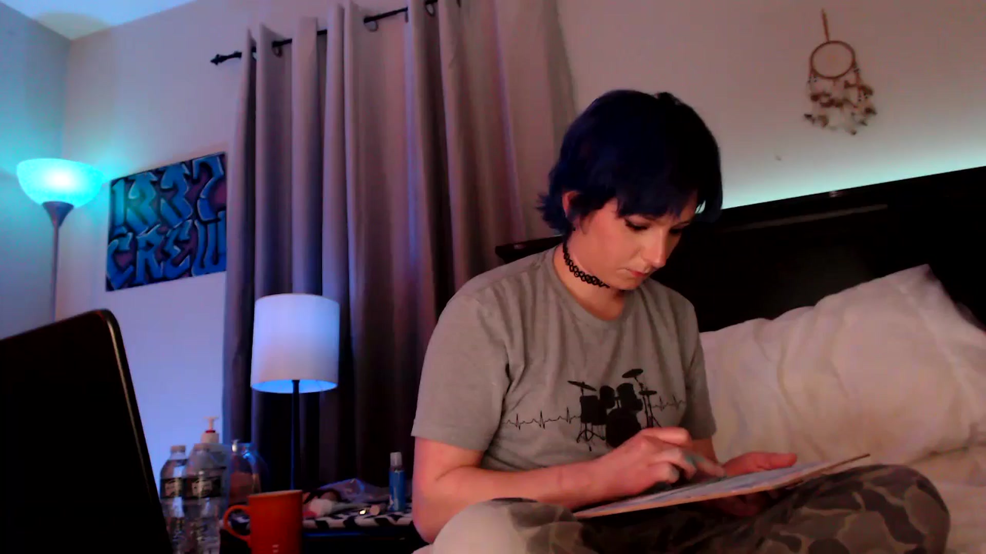 Gallery image thumbnail from CookieCapone's myfreecams stream on, 04/15/2026, 08:34 image 5 of 20