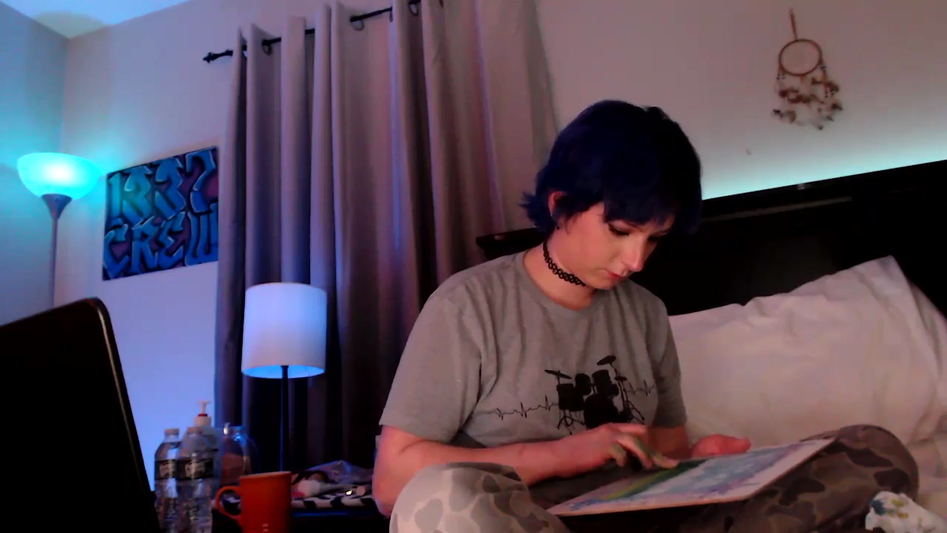Gallery image thumbnail from CookieCapone's myfreecams stream on, 04/15/2026, 08:34 image 19 of 20