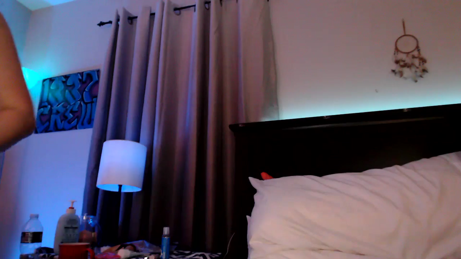 Gallery image thumbnail from CookieCapone's myfreecams stream on, 04/16/2026, 07:53 image 7 of 20