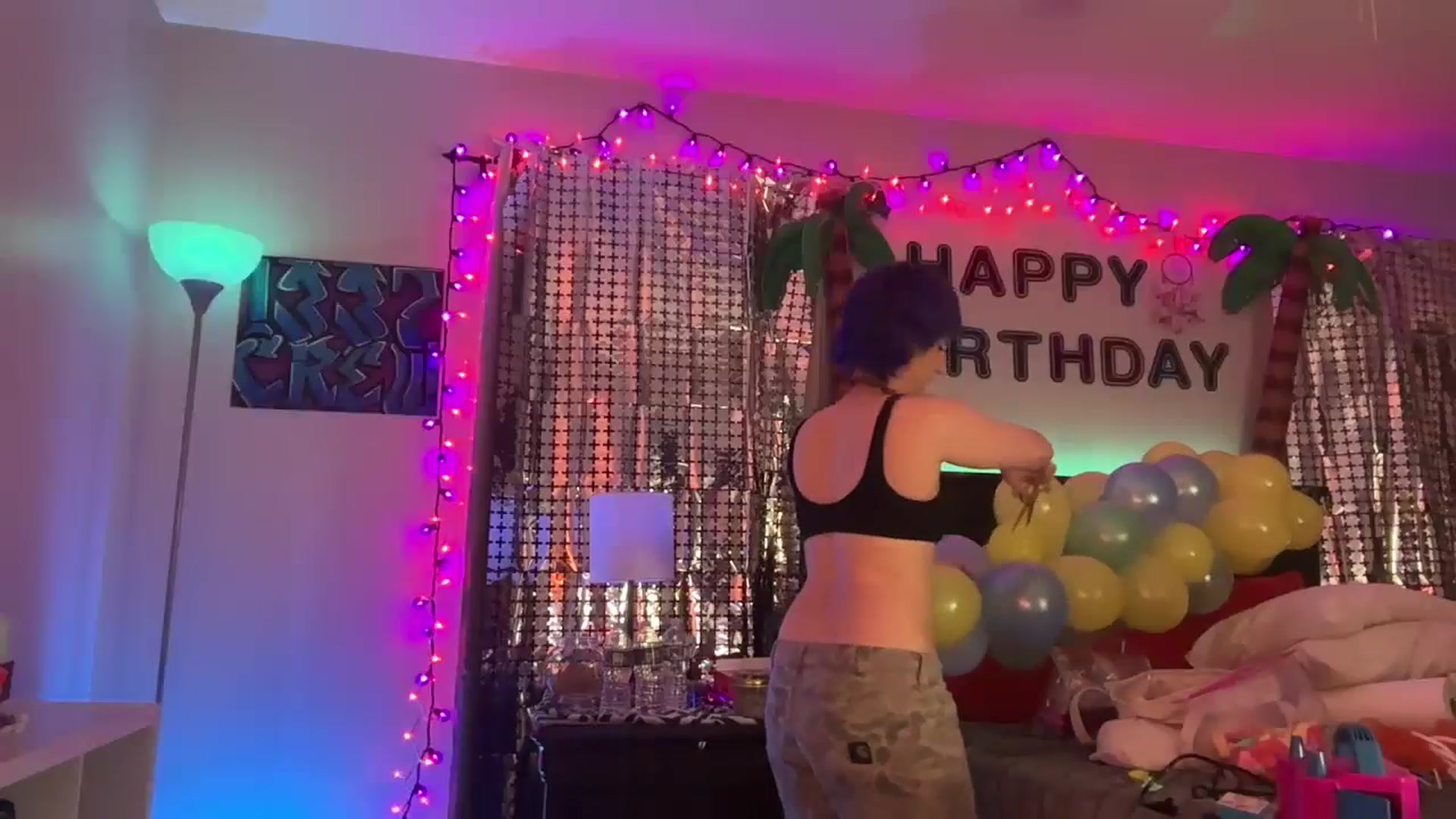 Gallery image thumbnail from CookieCapone's myfreecams stream on, 04/24/2026, 07:13 image 3 of 20