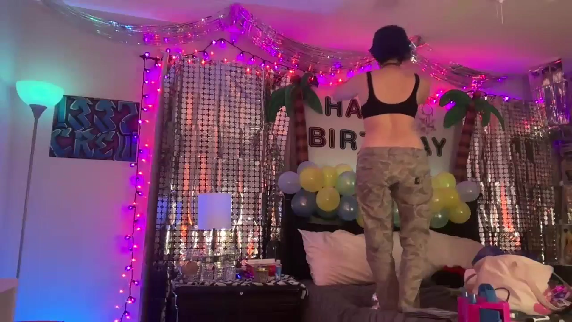 Gallery image thumbnail from CookieCapone's myfreecams stream on, 04/24/2026, 07:13 image 7 of 20