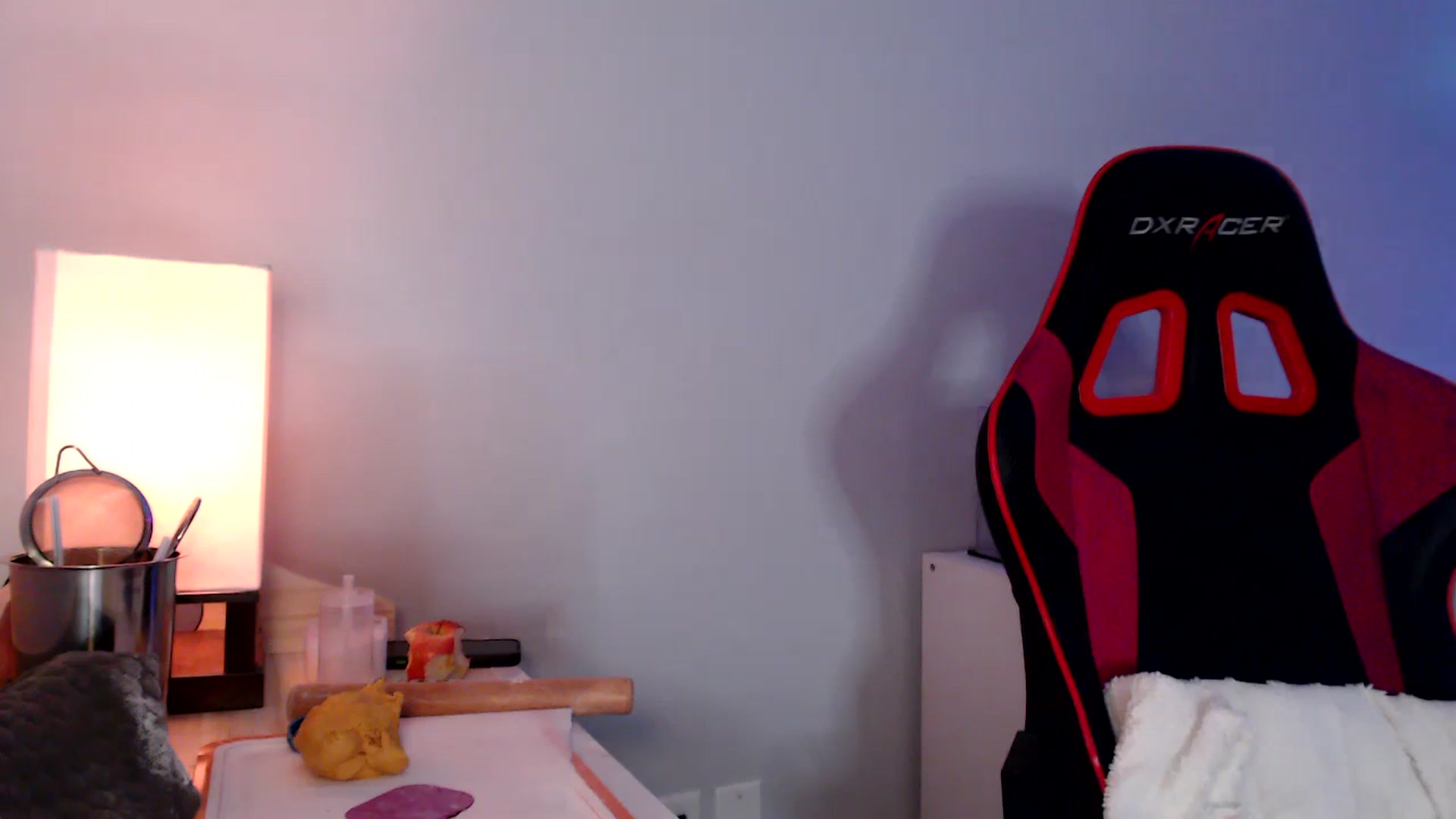 Gallery image thumbnail from CookieCapone's myfreecams stream on, 04/25/2026, 09:10 image 15 of 20
