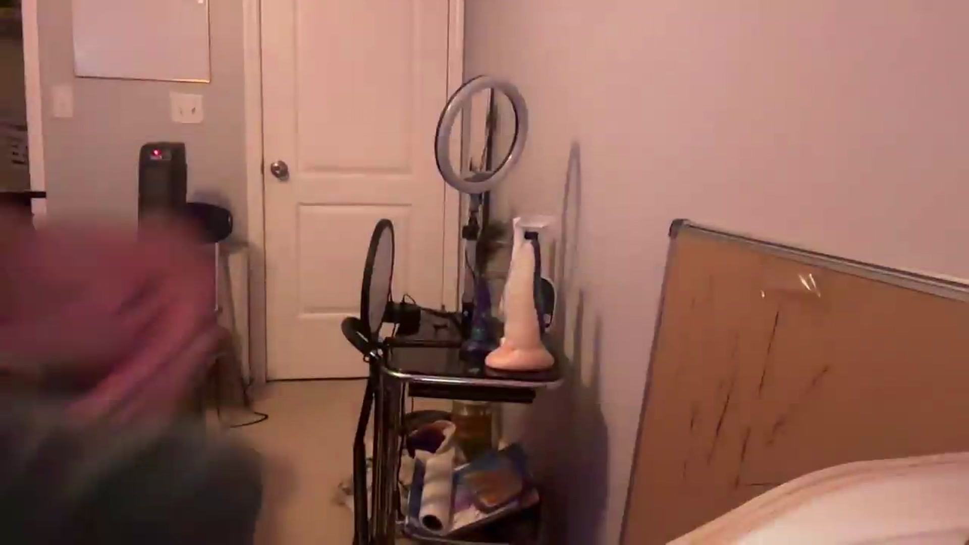 Gallery image thumbnail from CookieCapone's myfreecams stream on, 04/29/2026, 06:53 image 14 of 20