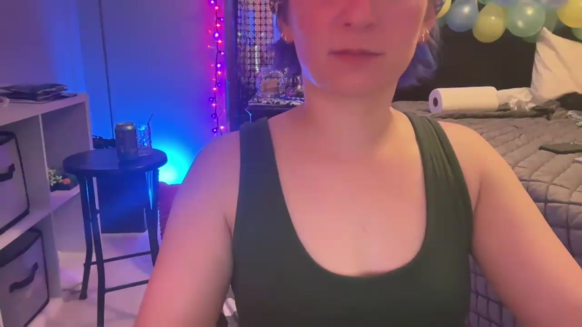 Gallery image thumbnail from CookieCapone's myfreecams stream on, 04/29/2026, 06:53 image 13 of 20