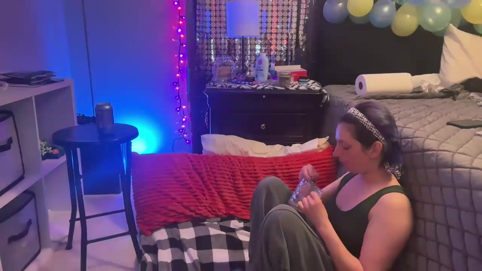 Gallery image thumbnail from CookieCapone's myfreecams stream on, 04/29/2026, 06:53 image 11 of 20
