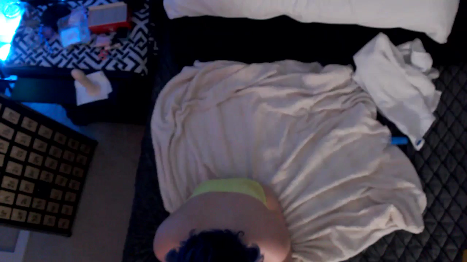Gallery image thumbnail from CookieCapone's myfreecams stream on, 05/09/2026, 07:07 image 15 of 20