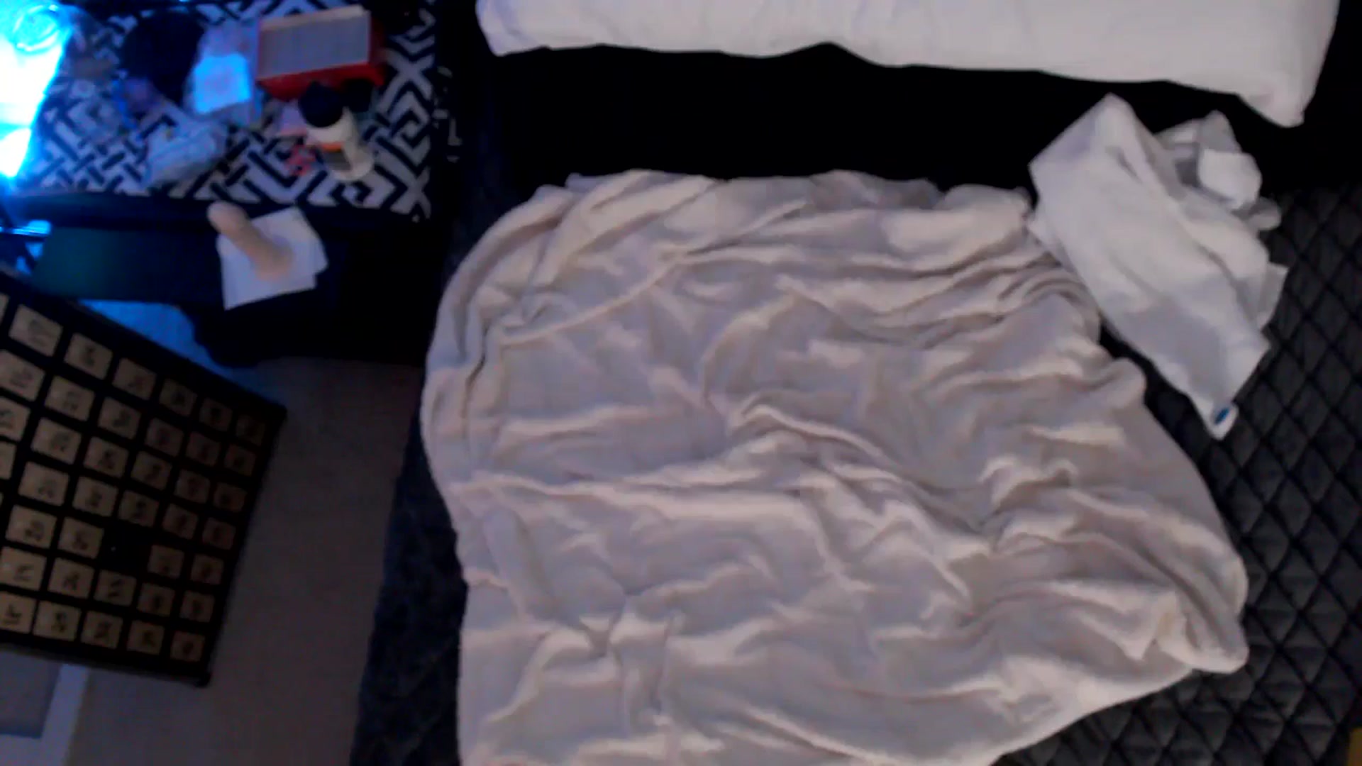 Gallery image thumbnail from CookieCapone's myfreecams stream on, 05/09/2026, 07:07 image 12 of 20