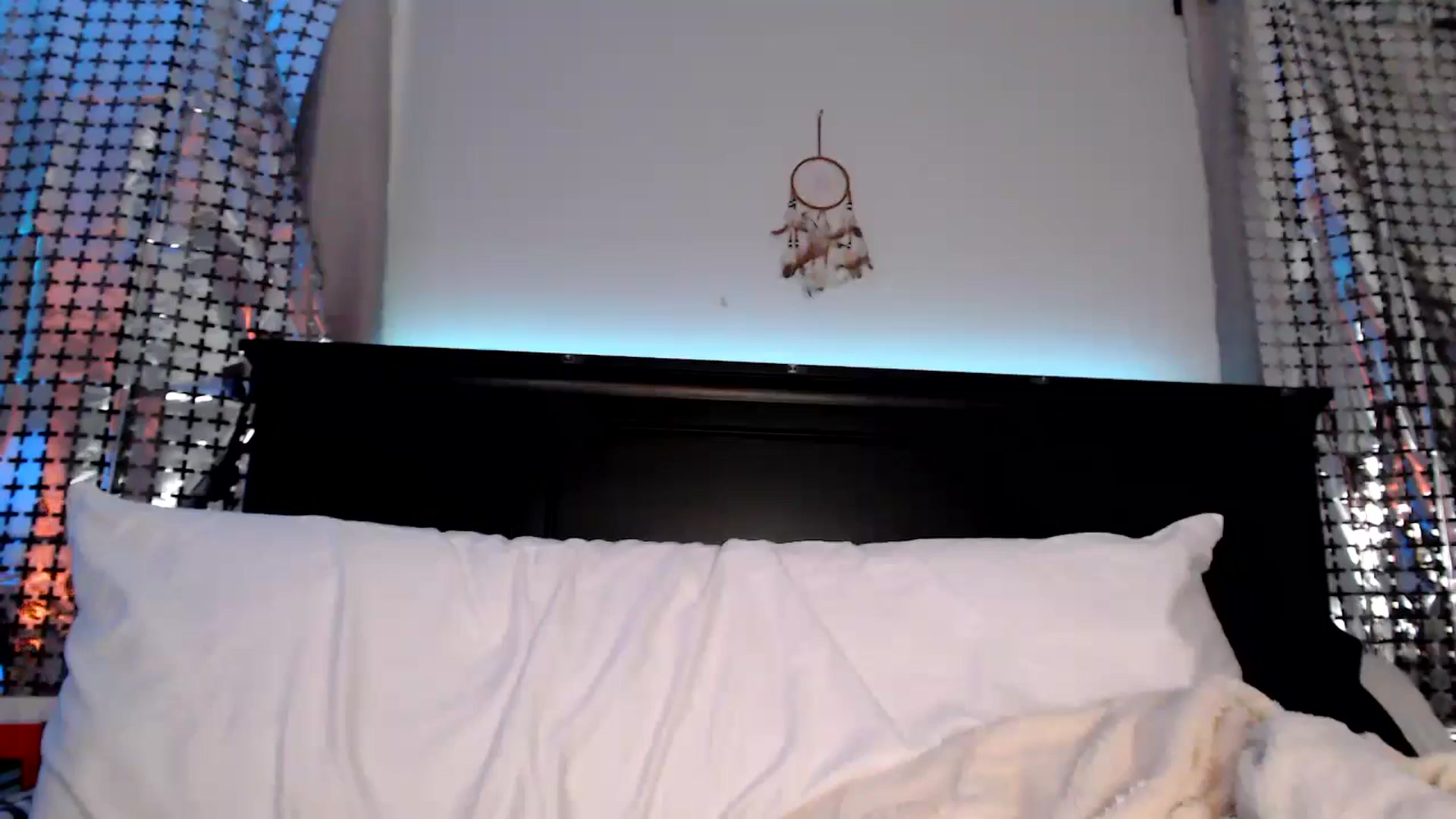 Gallery image thumbnail from CookieCapone's myfreecams stream on, 05/10/2026, 09:11 image 3 of 20