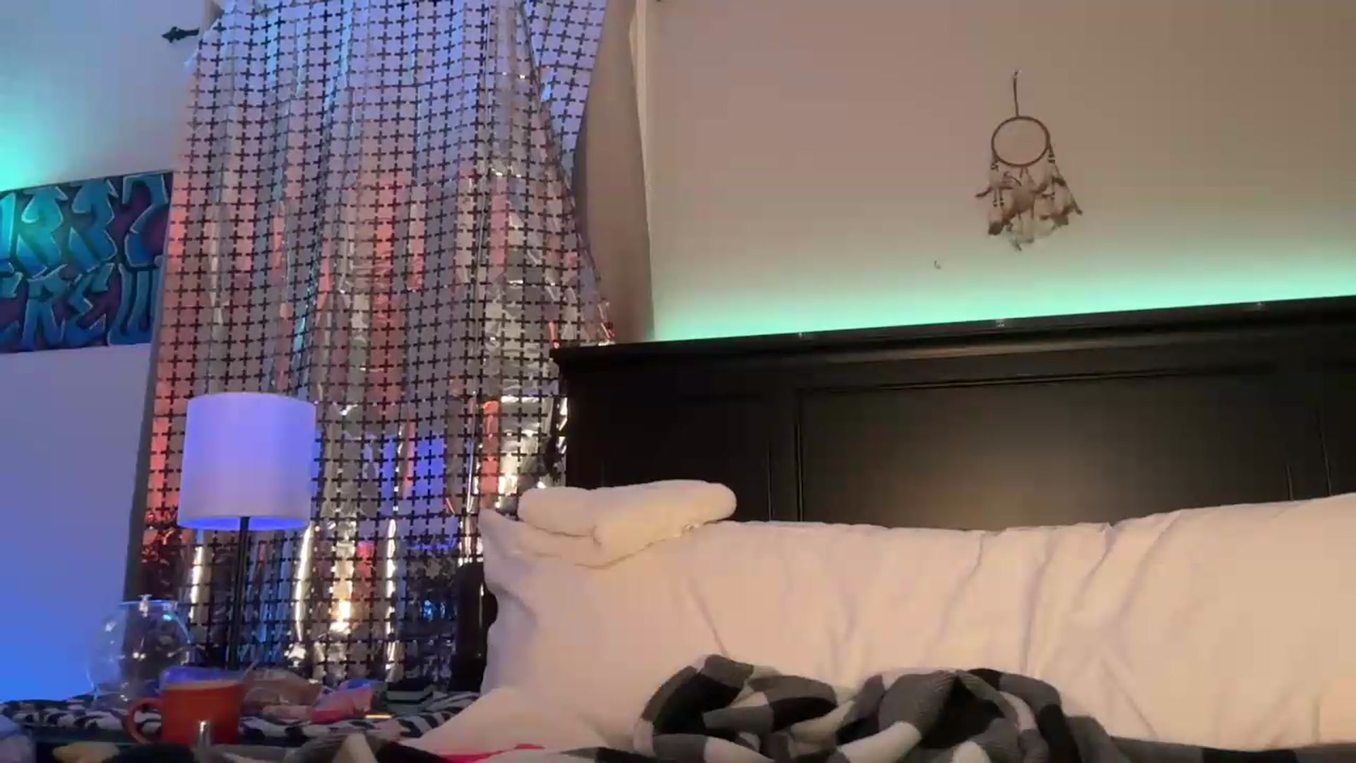 Gallery image thumbnail from CookieCapone's myfreecams stream on, 05/13/2026, 07:55 image 20 of 20