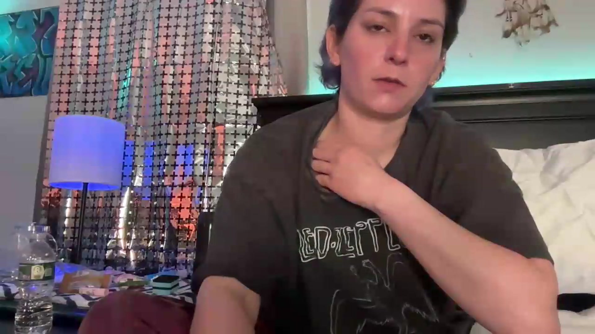 Gallery image thumbnail from CookieCapone's myfreecams stream on, 05/16/2026, 06:27 image 16 of 20