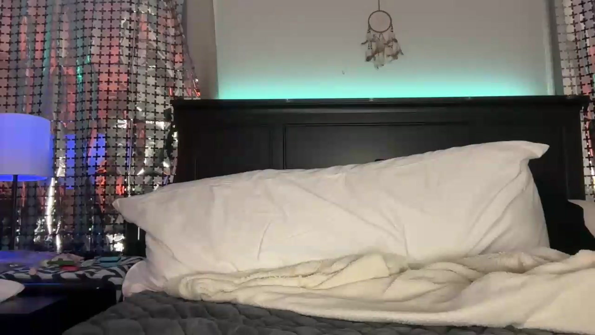 Gallery image thumbnail from CookieCapone's myfreecams stream on, 05/17/2026, 06:39 image 5 of 20