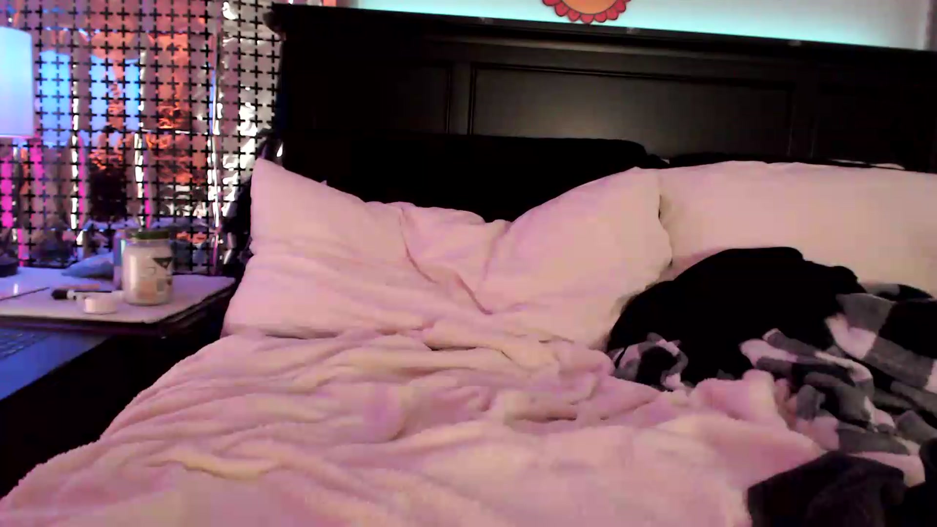 Gallery image thumbnail from CookieCapone's myfreecams stream on, 05/30/2026, 07:49 image 9 of 20