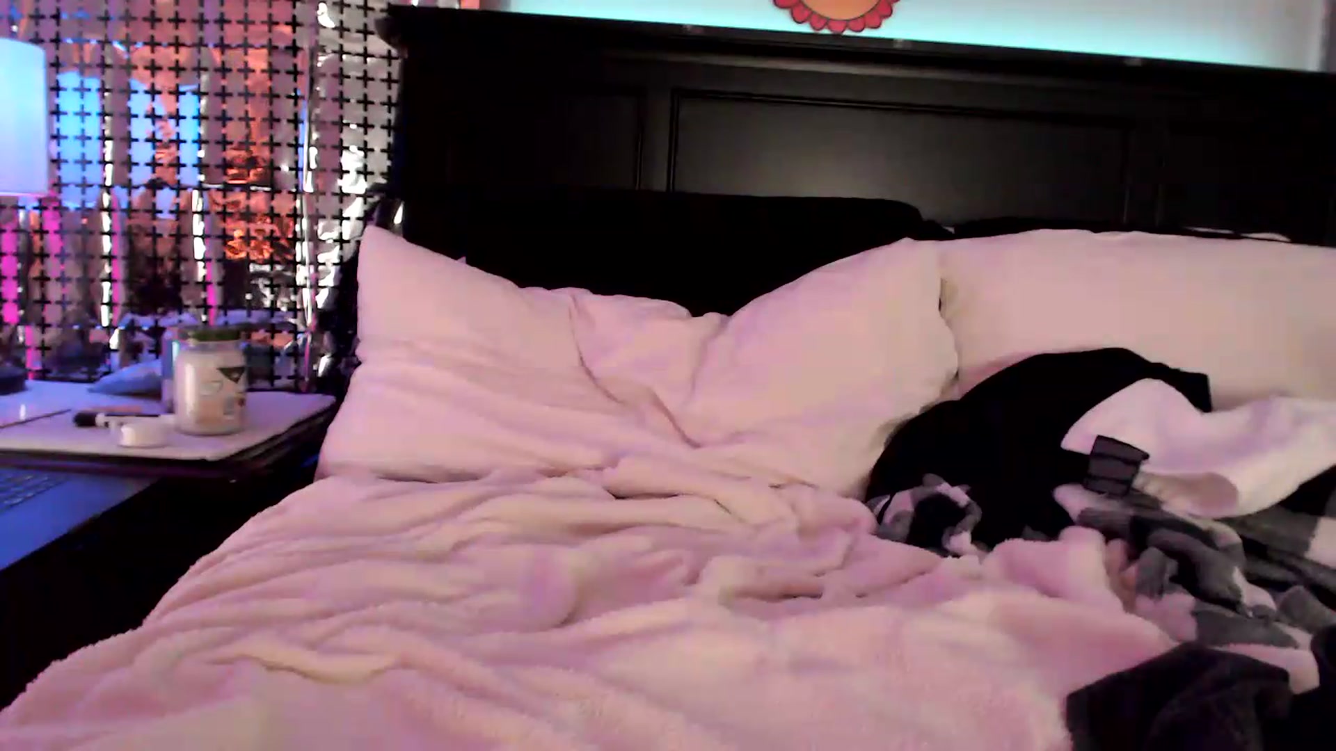 Gallery image thumbnail from CookieCapone's myfreecams stream on, 05/30/2026, 07:49 image 11 of 20