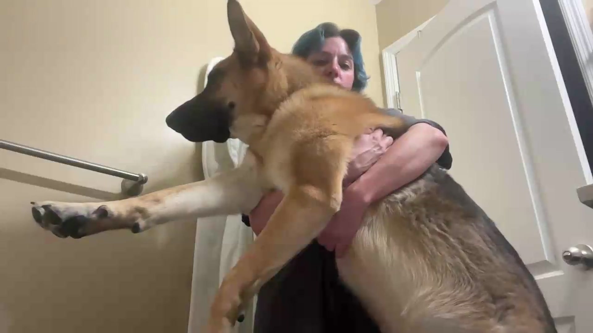 Gallery image thumbnail from CookieCapone's myfreecams stream on, 06/05/2026, 08:56 image 20 of 20