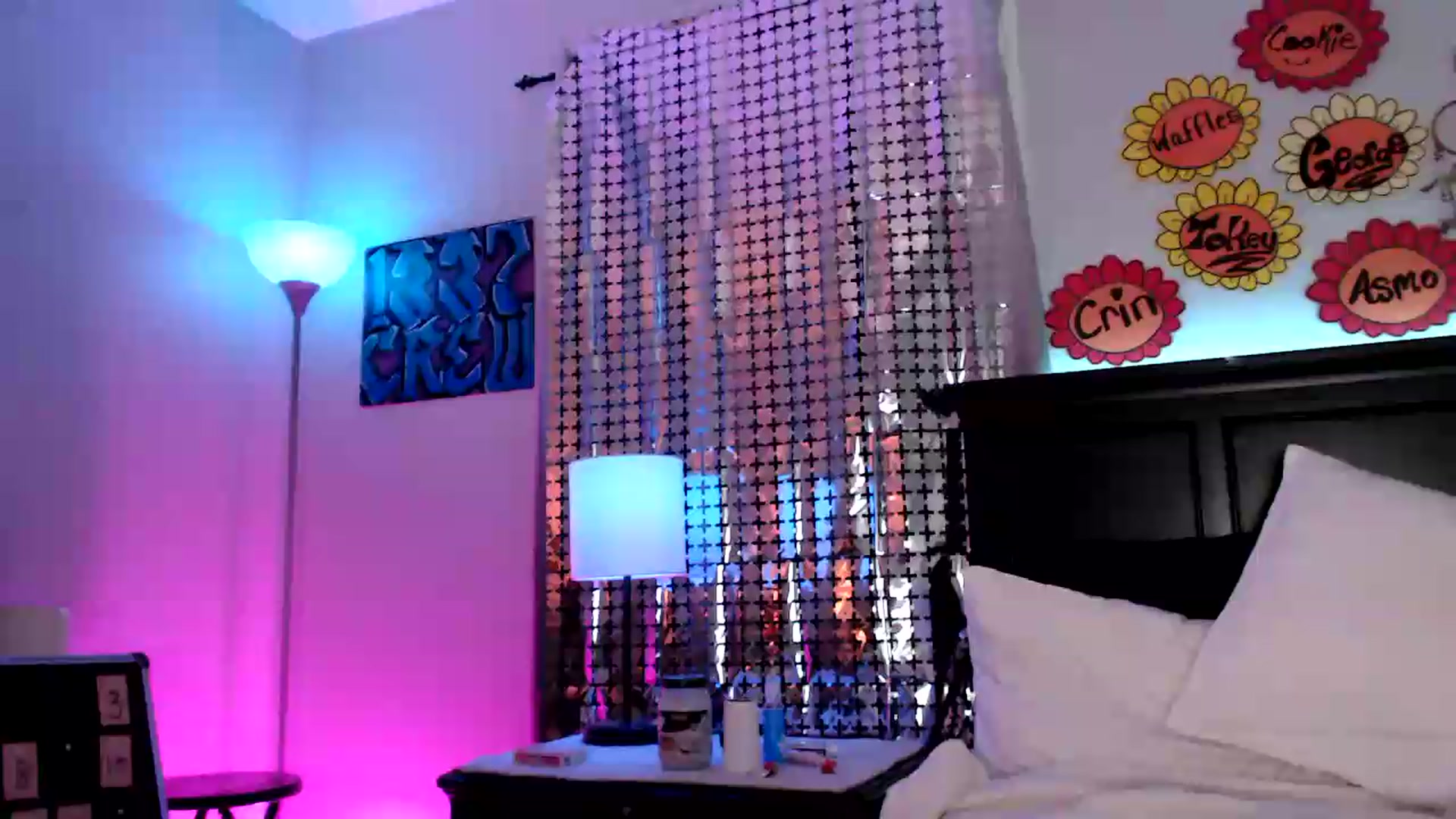Gallery image thumbnail from CookieCapone's myfreecams stream on, 06/26/2026, 07:26 image 1 of 20