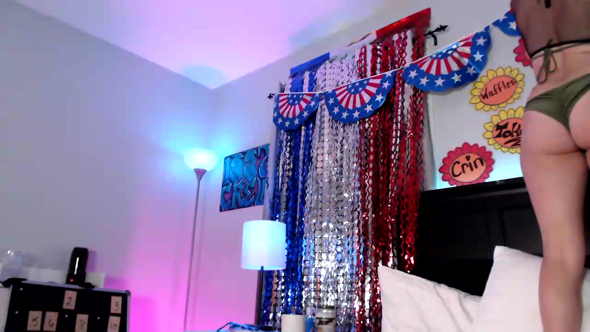 Gallery image thumbnail from CookieCapone's myfreecams stream on, 06/26/2026, 07:26 image 19 of 20