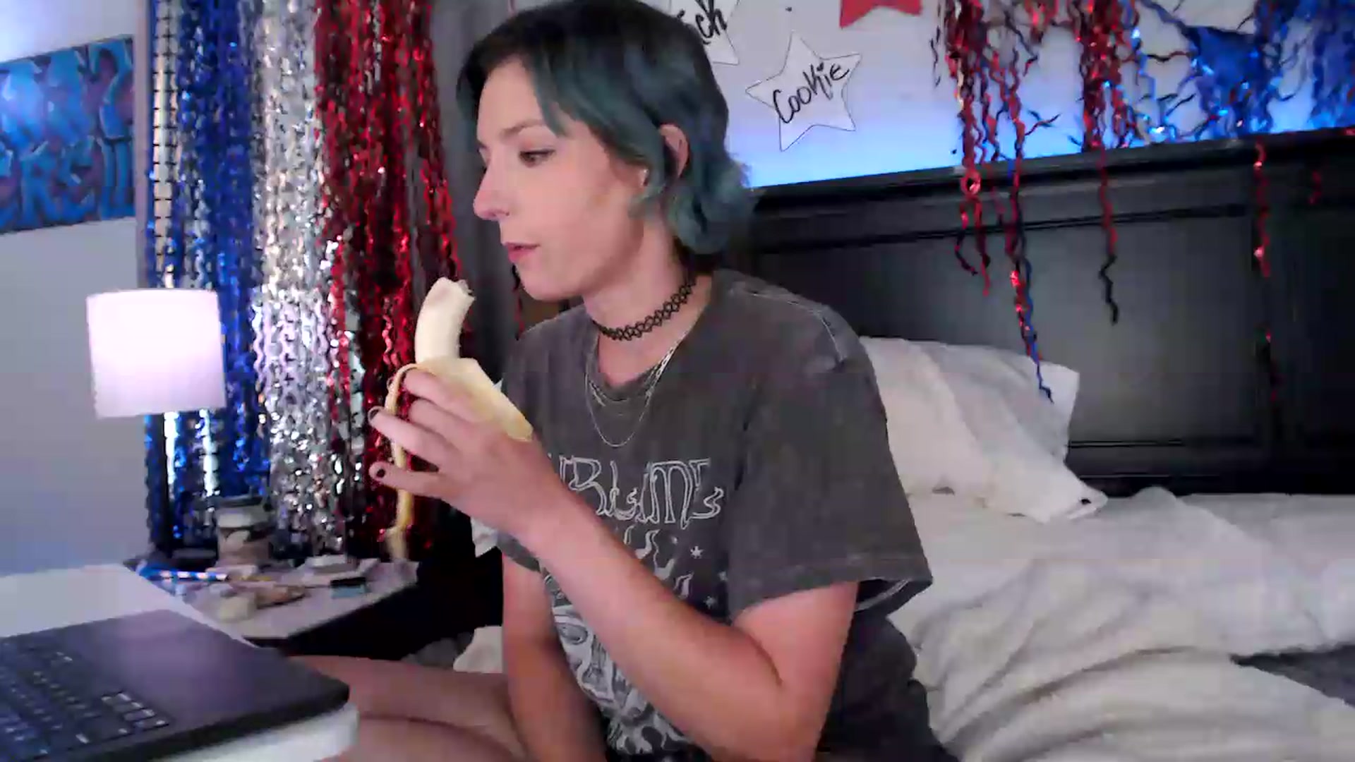 Gallery image thumbnail from CookieCapone's myfreecams stream on, 07/17/2026, 04:46 image 19 of 20