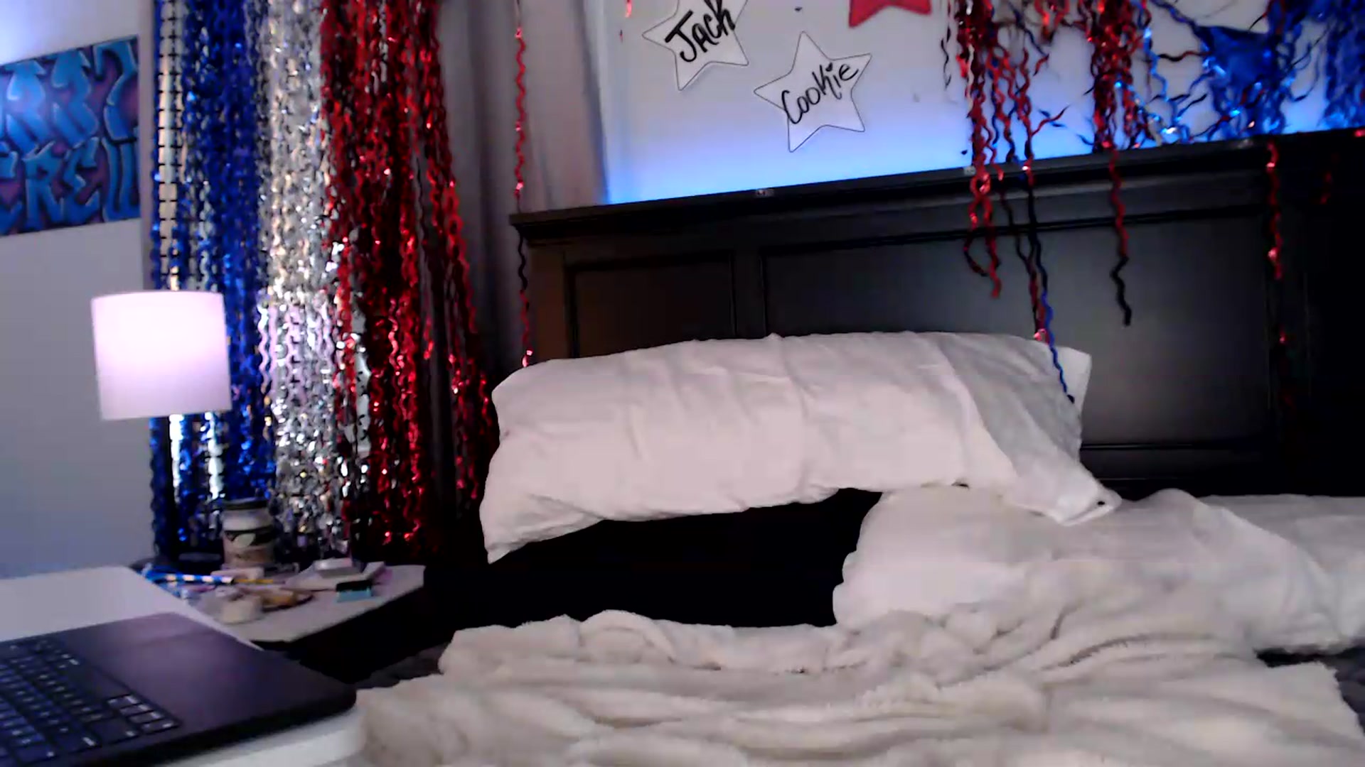 Gallery image thumbnail from CookieCapone's myfreecams stream on, 07/17/2026, 04:46 image 16 of 20