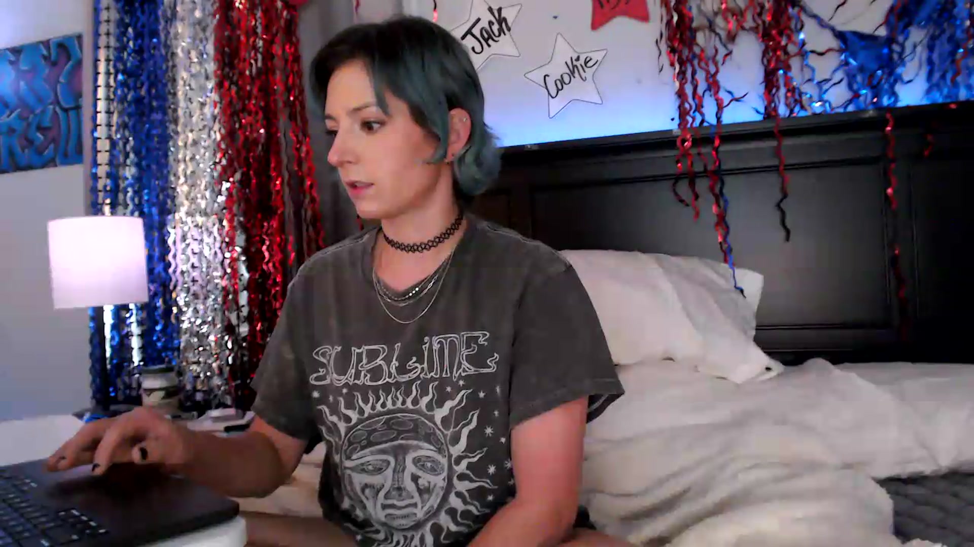 Gallery image thumbnail from CookieCapone's myfreecams stream on, 07/17/2026, 05:01 image 11 of 20
