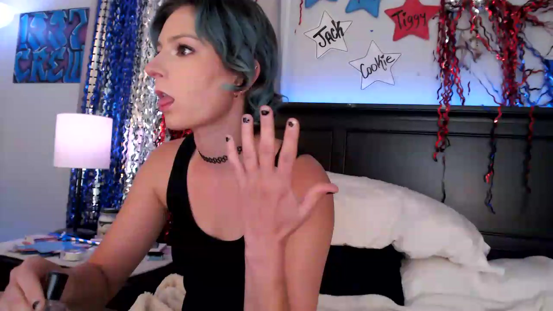 Gallery image thumbnail from CookieCapone's myfreecams stream on, 07/19/2026, 04:57 image 4 of 20