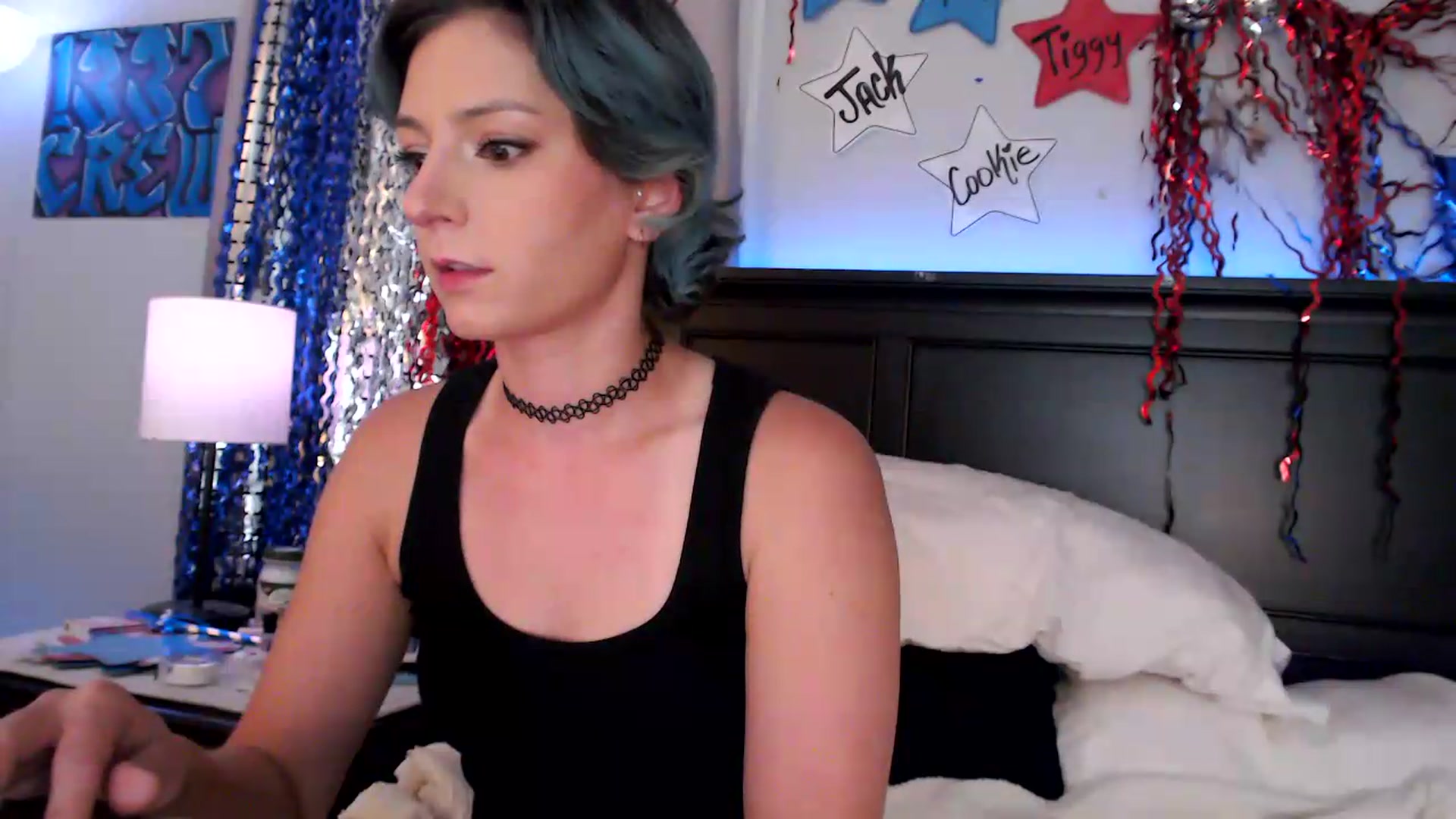 Gallery image thumbnail from CookieCapone's myfreecams stream on, 07/19/2026, 04:57 image 10 of 20