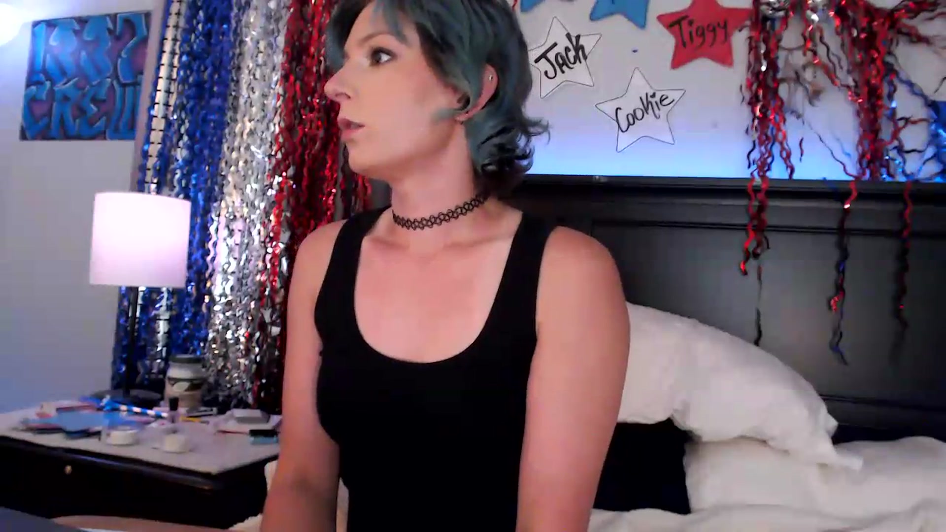 Gallery image thumbnail from CookieCapone's myfreecams stream on, 07/19/2026, 04:57 image 15 of 20