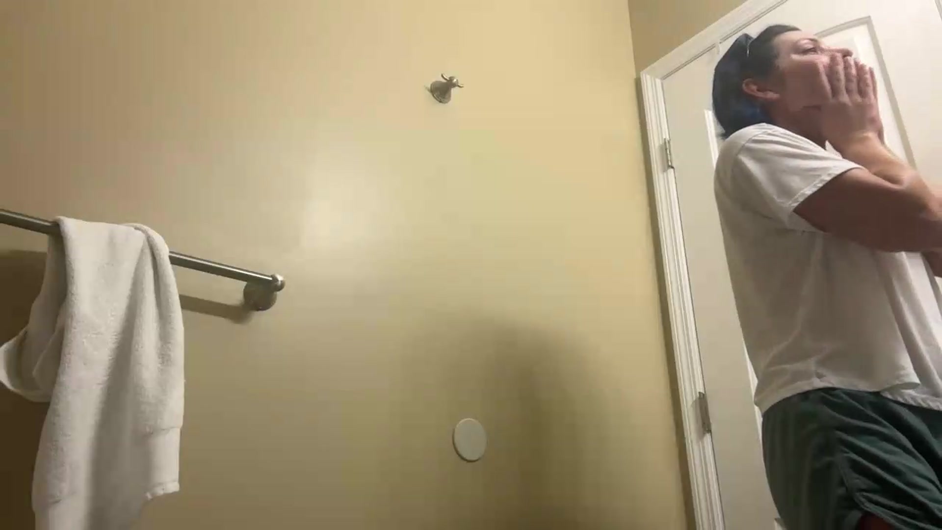 Gallery image thumbnail from CookieCapone's myfreecams stream on, 07/24/2026, 06:47 image 5 of 20