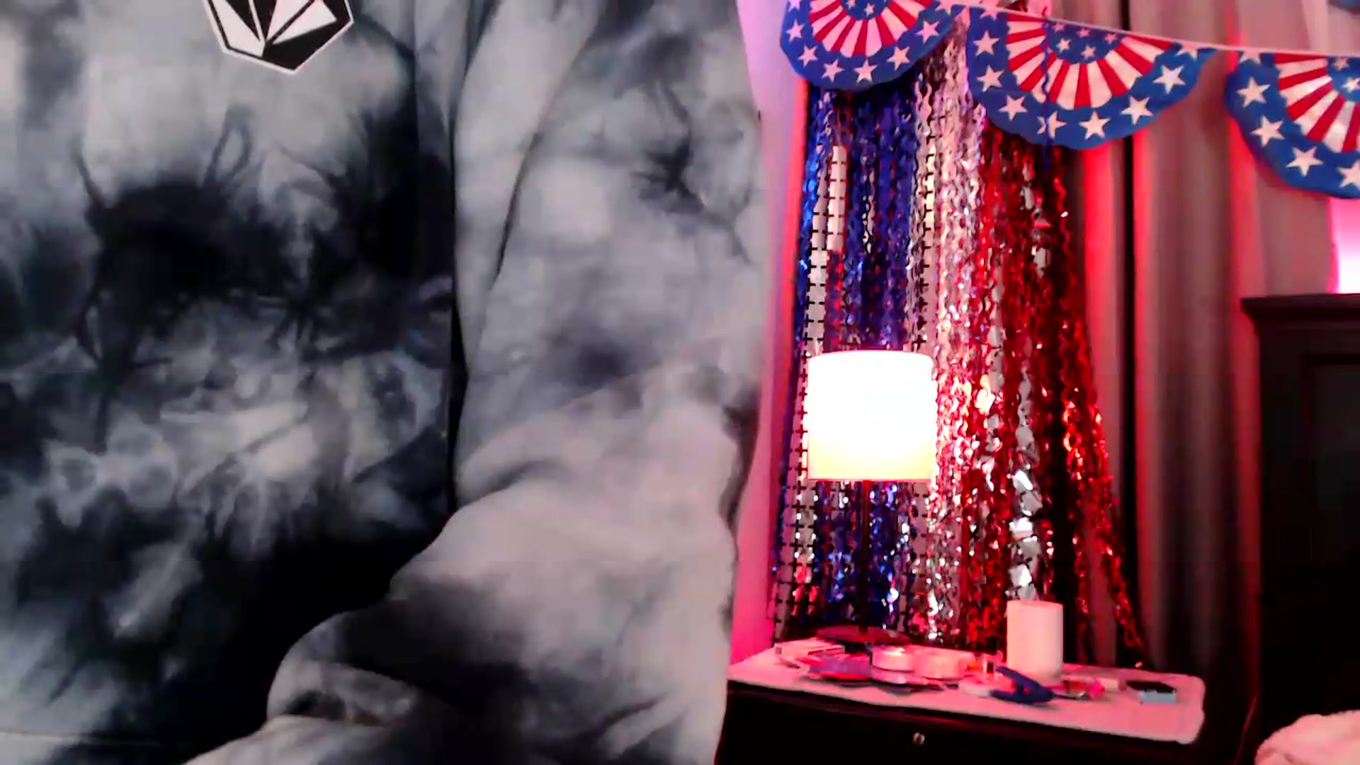 Gallery image thumbnail from CookieCapone's myfreecams stream on, 07/31/2026, 07:17 image 2 of 20