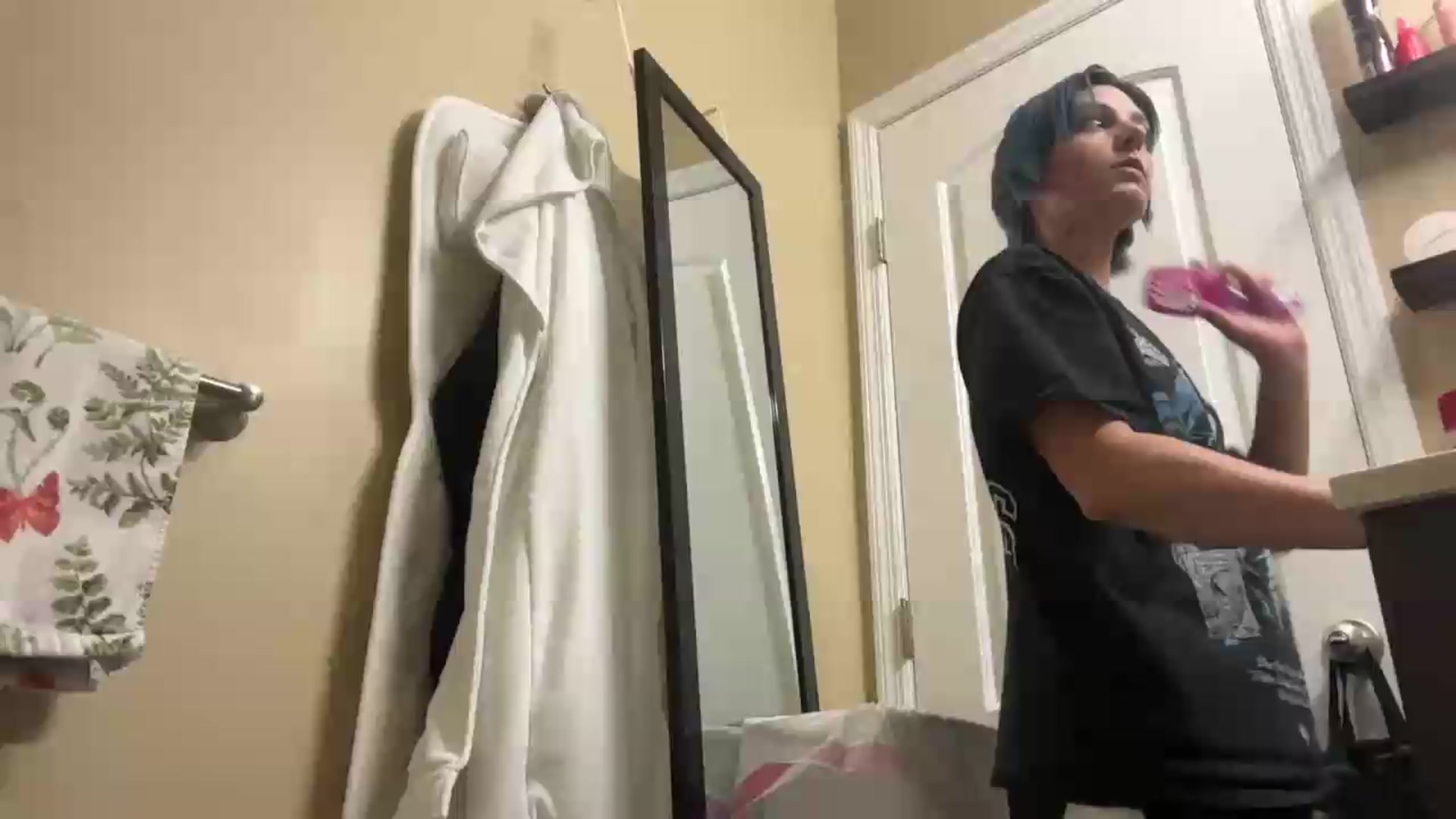 Gallery image thumbnail from CookieCapone's myfreecams stream on, 08/04/2026, 06:57 image 17 of 20