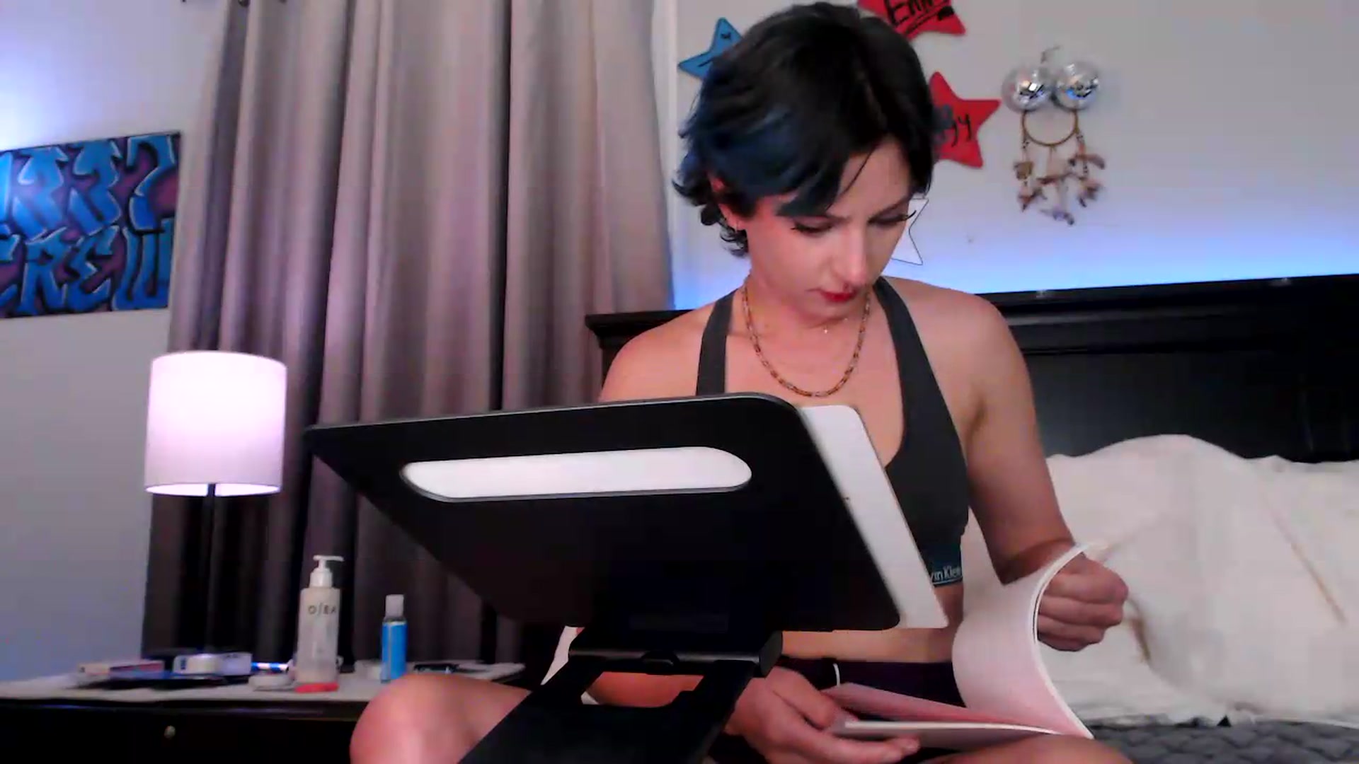 Gallery image thumbnail from CookieCapone's myfreecams stream on, 08/06/2026, 06:21 image 18 of 20