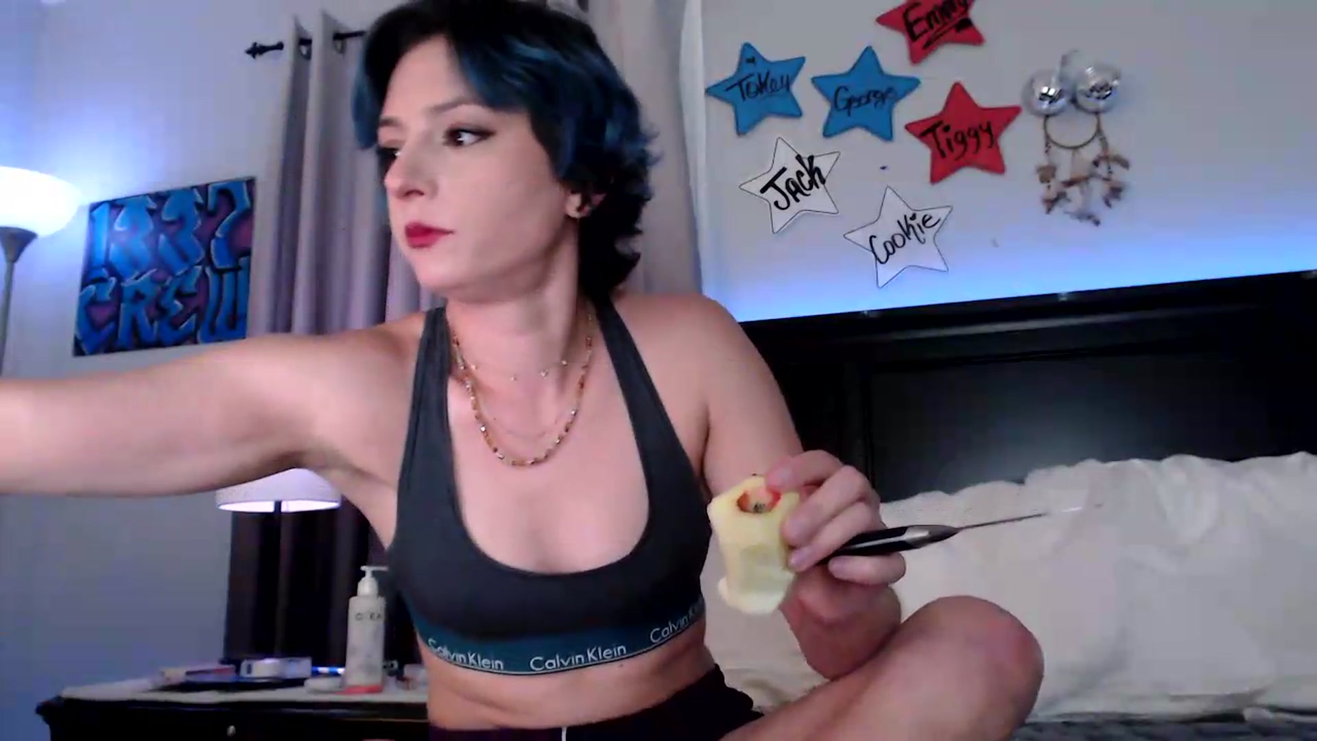 Gallery image thumbnail from CookieCapone's myfreecams stream on, 08/06/2026, 06:21 image 6 of 20
