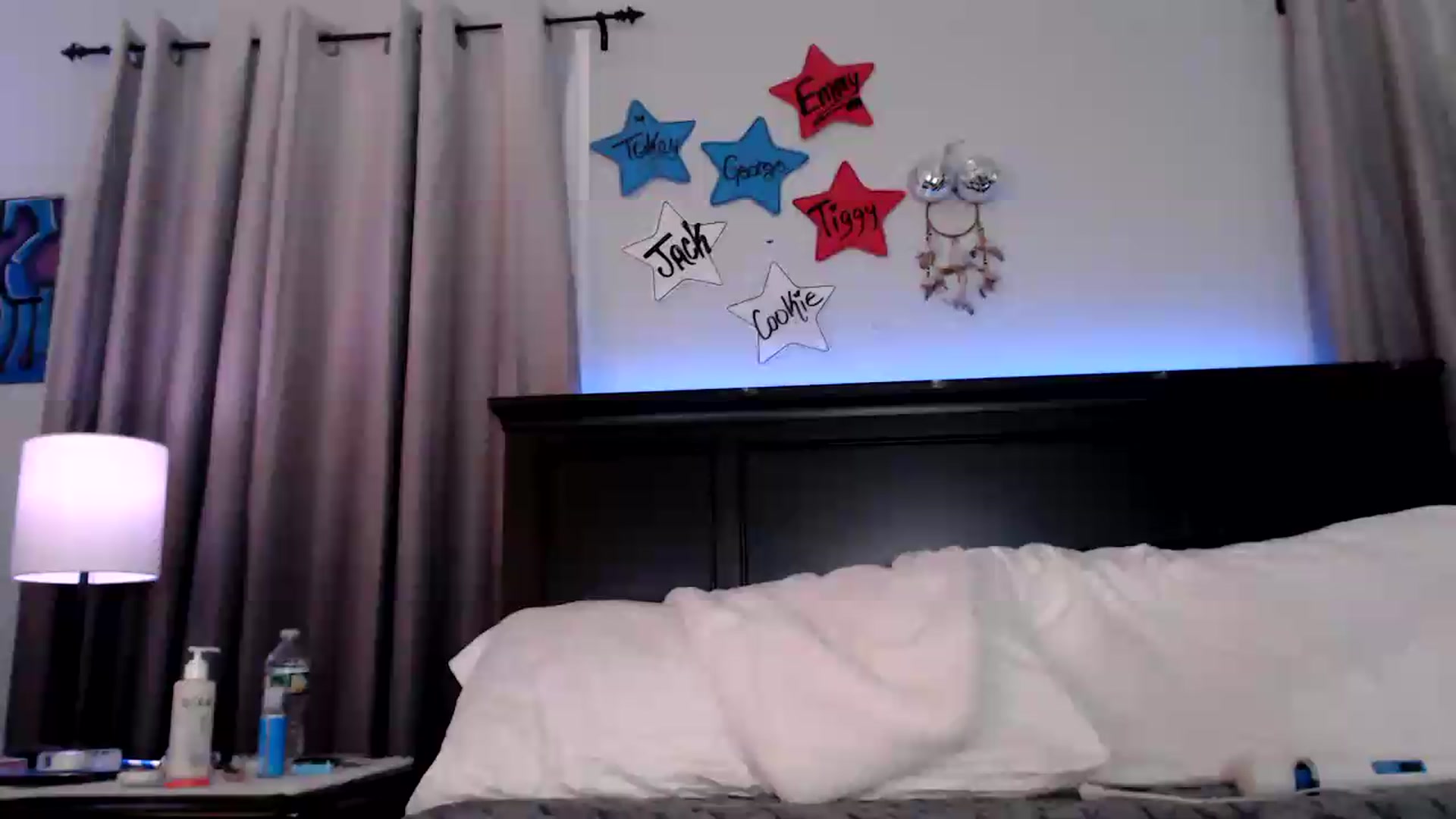 Gallery image thumbnail from CookieCapone's myfreecams stream on, 08/06/2026, 06:21 image 1 of 20