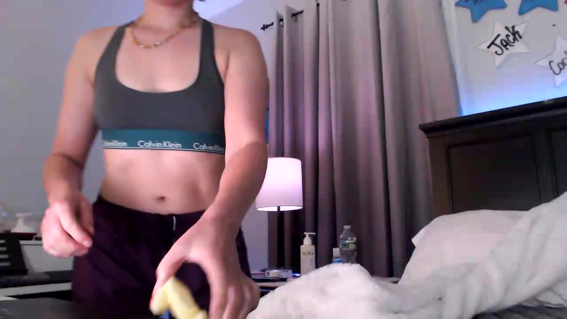 Gallery image thumbnail from CookieCapone's myfreecams stream on, 08/06/2026, 06:21 image 10 of 20