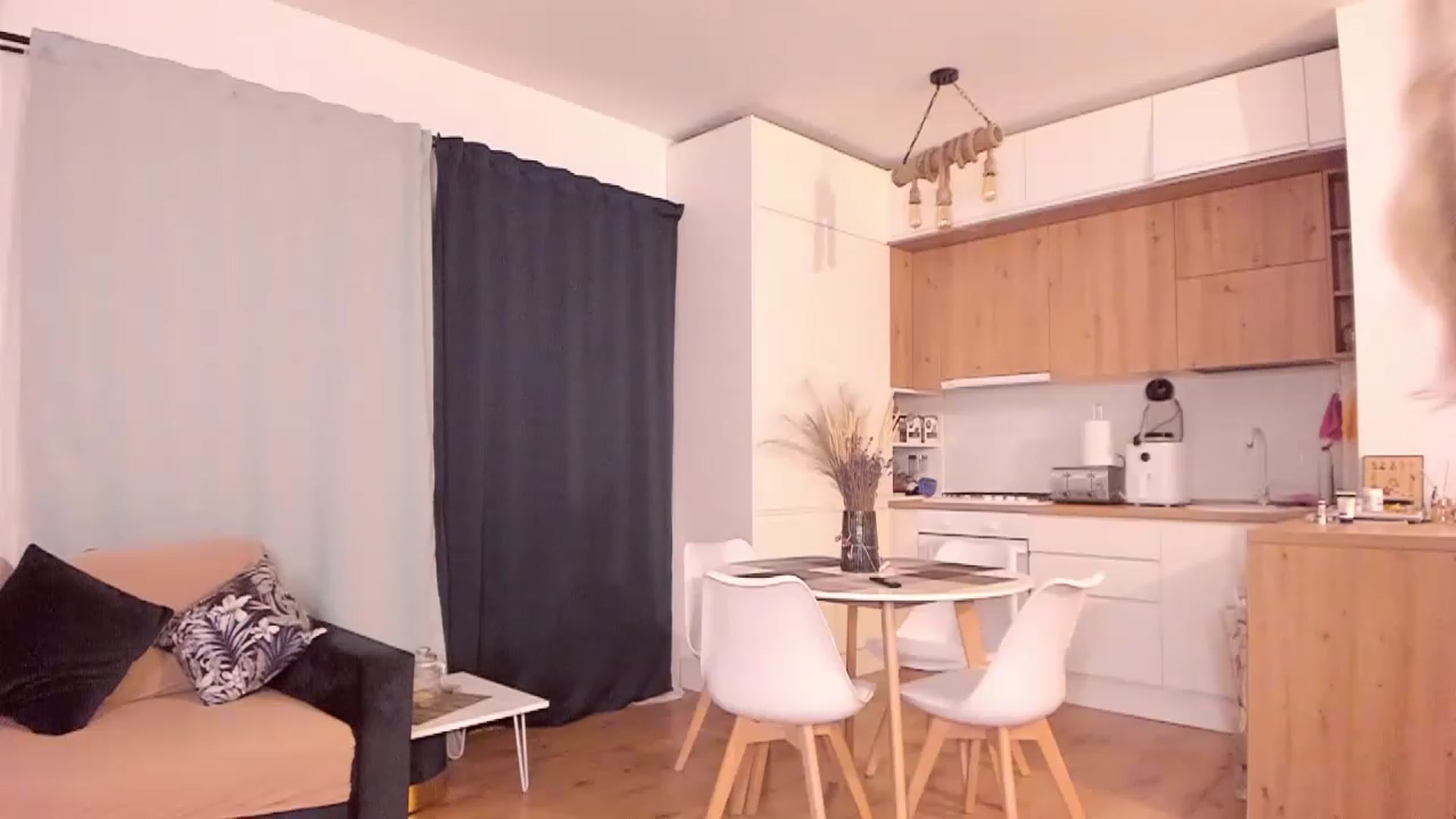Gallery image thumbnail from CoolElissa's myfreecams stream on, 01/27/2023, 03:09 image 13 of 20