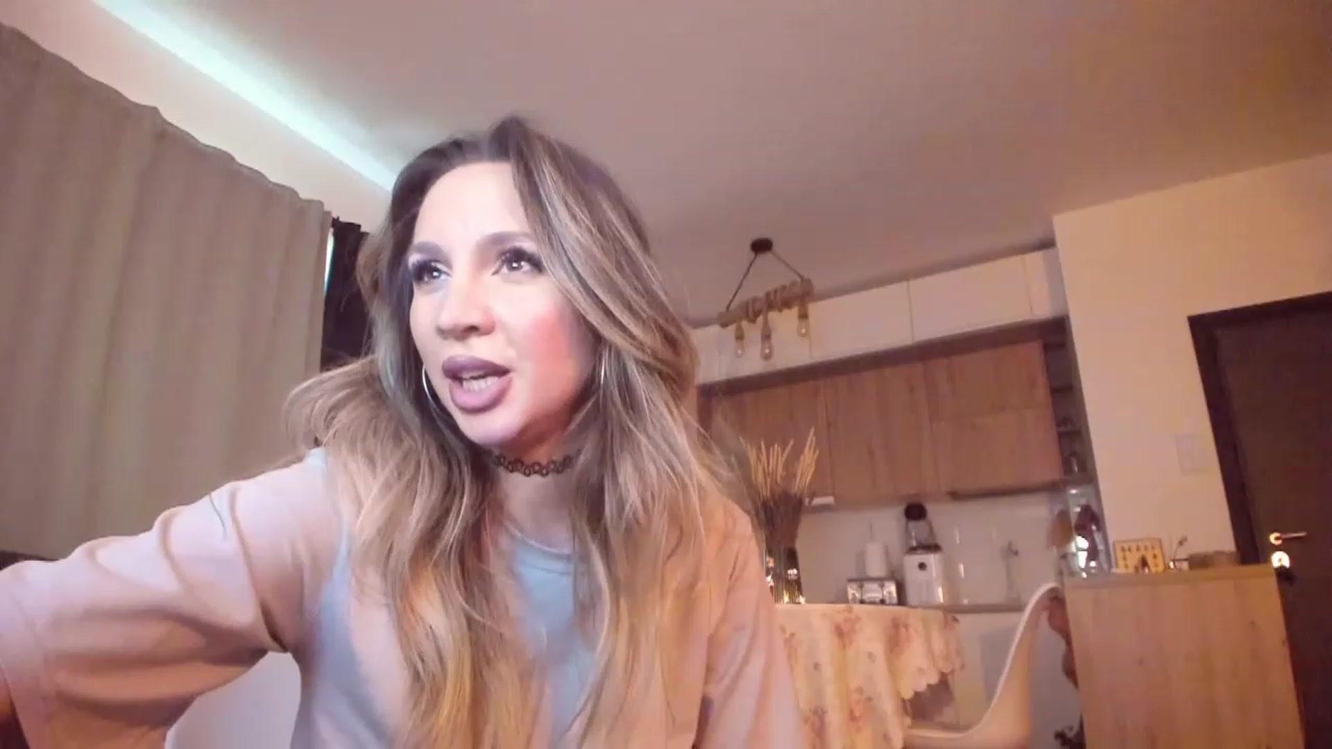 Gallery image thumbnail from CoolElissa's myfreecams stream on, 02/17/2023, 06:10 image 13 of 20