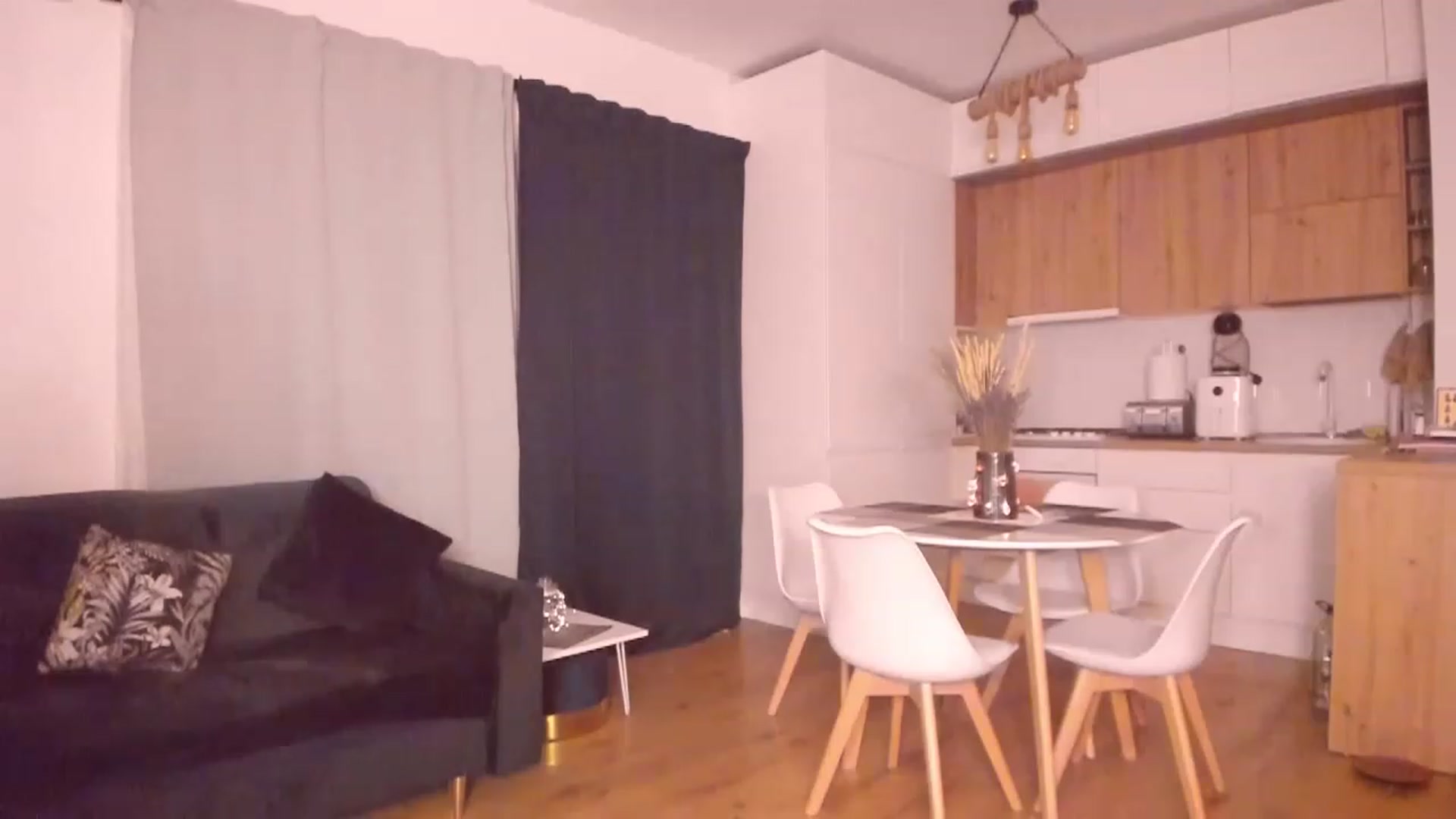 Gallery image thumbnail from CoolElissa's myfreecams stream on, 02/23/2023, 03:42 image 3 of 20