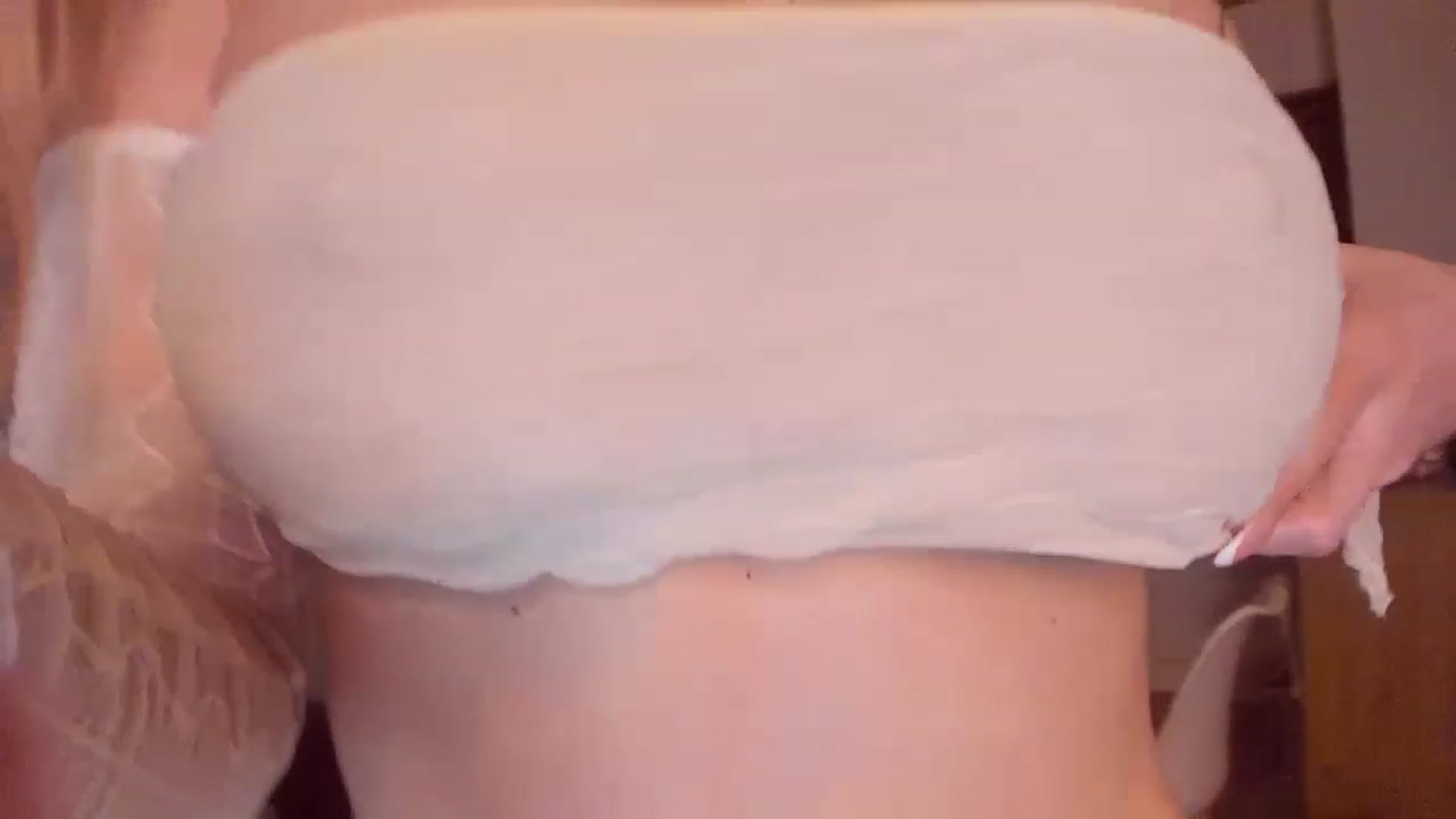Gallery image thumbnail from CoolElissa's myfreecams stream on, 02/27/2023, 03:41 image 5 of 20