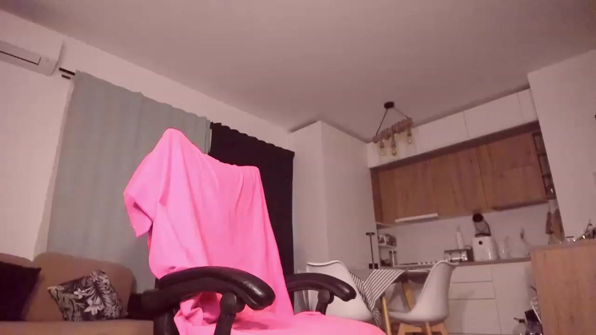 Gallery image thumbnail from CoolElissa's myfreecams stream on, 04/28/2023, 04:01 image 7 of 20