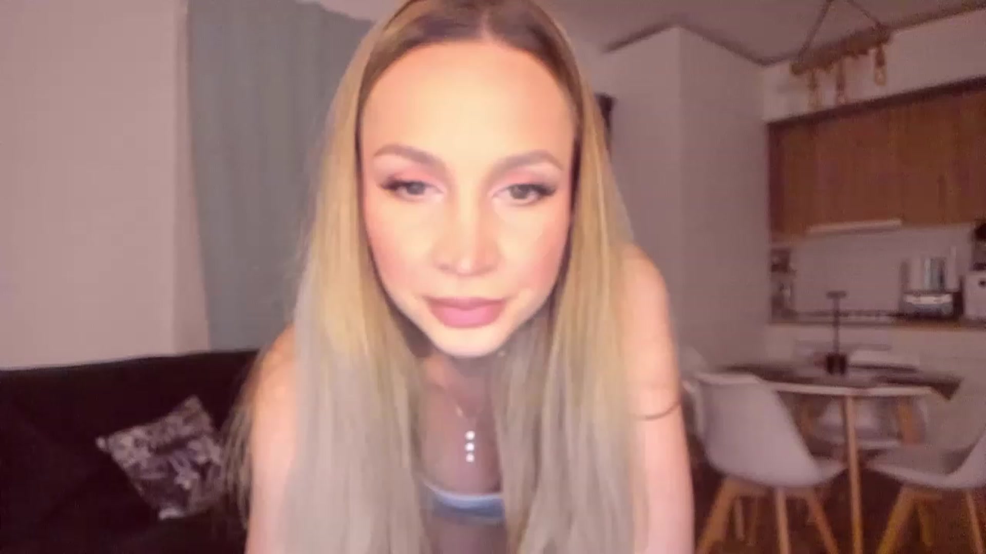 Gallery image thumbnail from CoolElissa's myfreecams stream on, 05/23/2023, 02:31 image 3 of 20