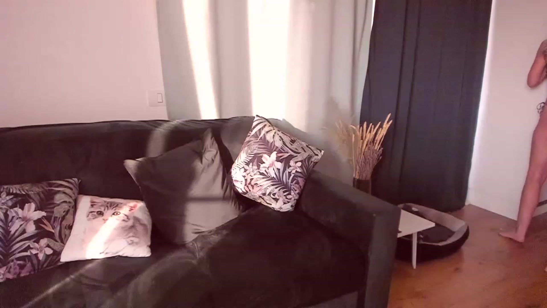 Gallery image thumbnail from CoolElissa's myfreecams stream on, 05/31/2023, 04:15 image 13 of 20