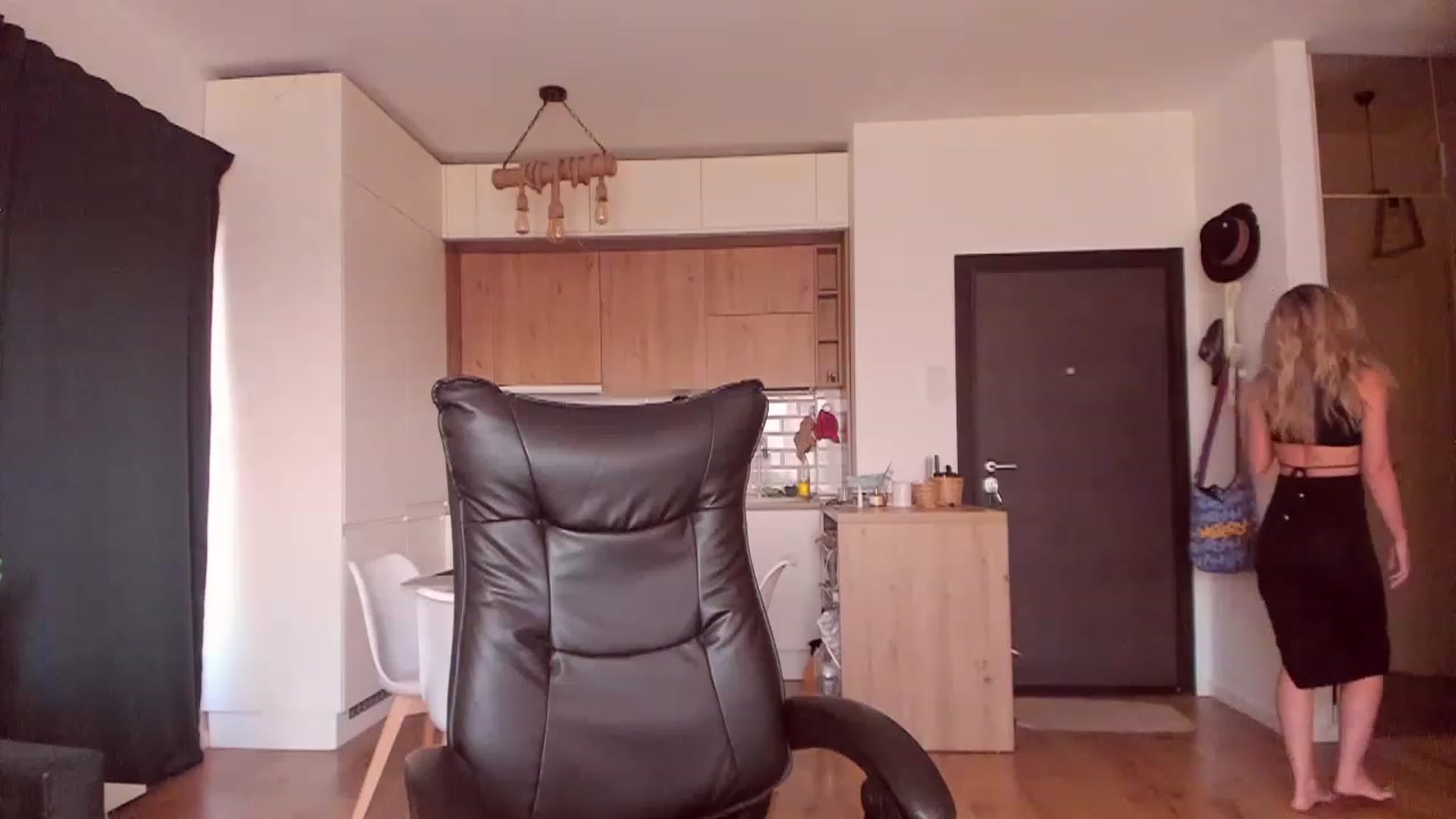 Gallery image thumbnail from CoolElissa's myfreecams stream on, 06/29/2023, 04:39 image 7 of 20