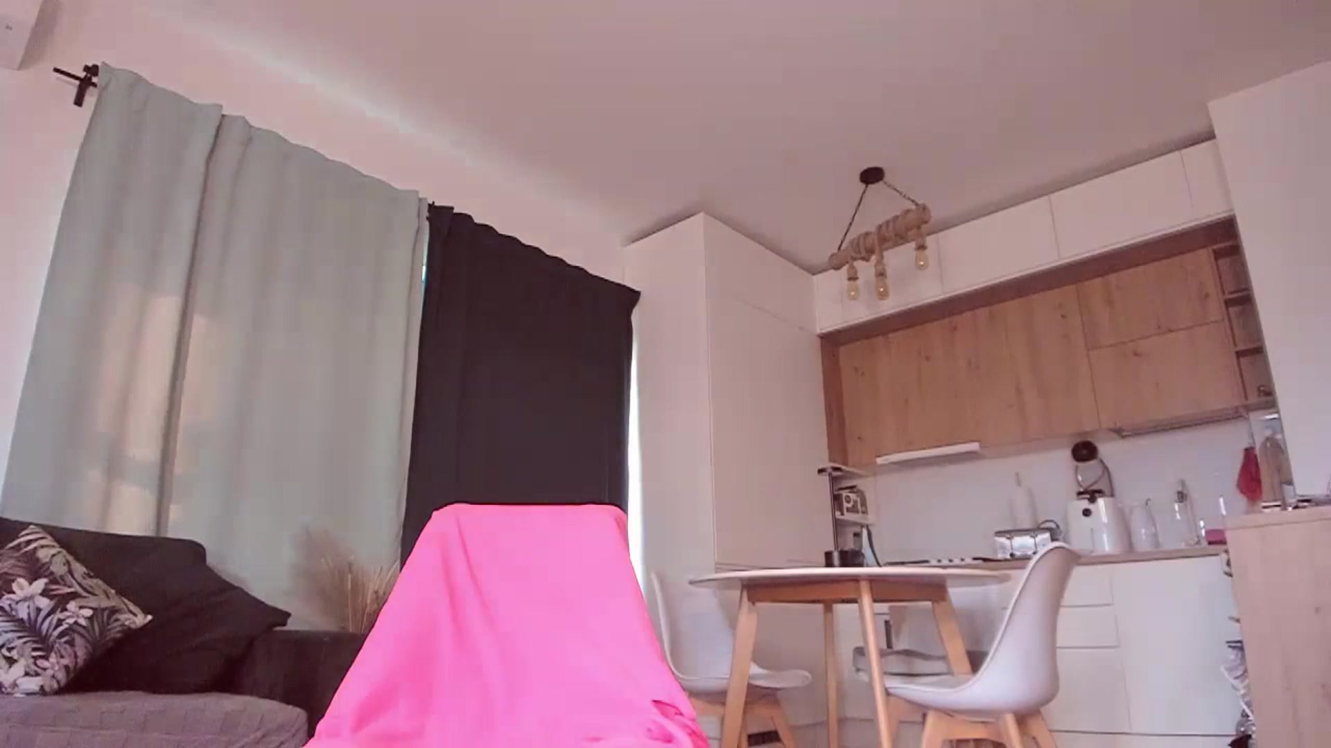 Gallery image thumbnail from CoolElissa's myfreecams stream on, 07/07/2023, 04:26 image 13 of 20