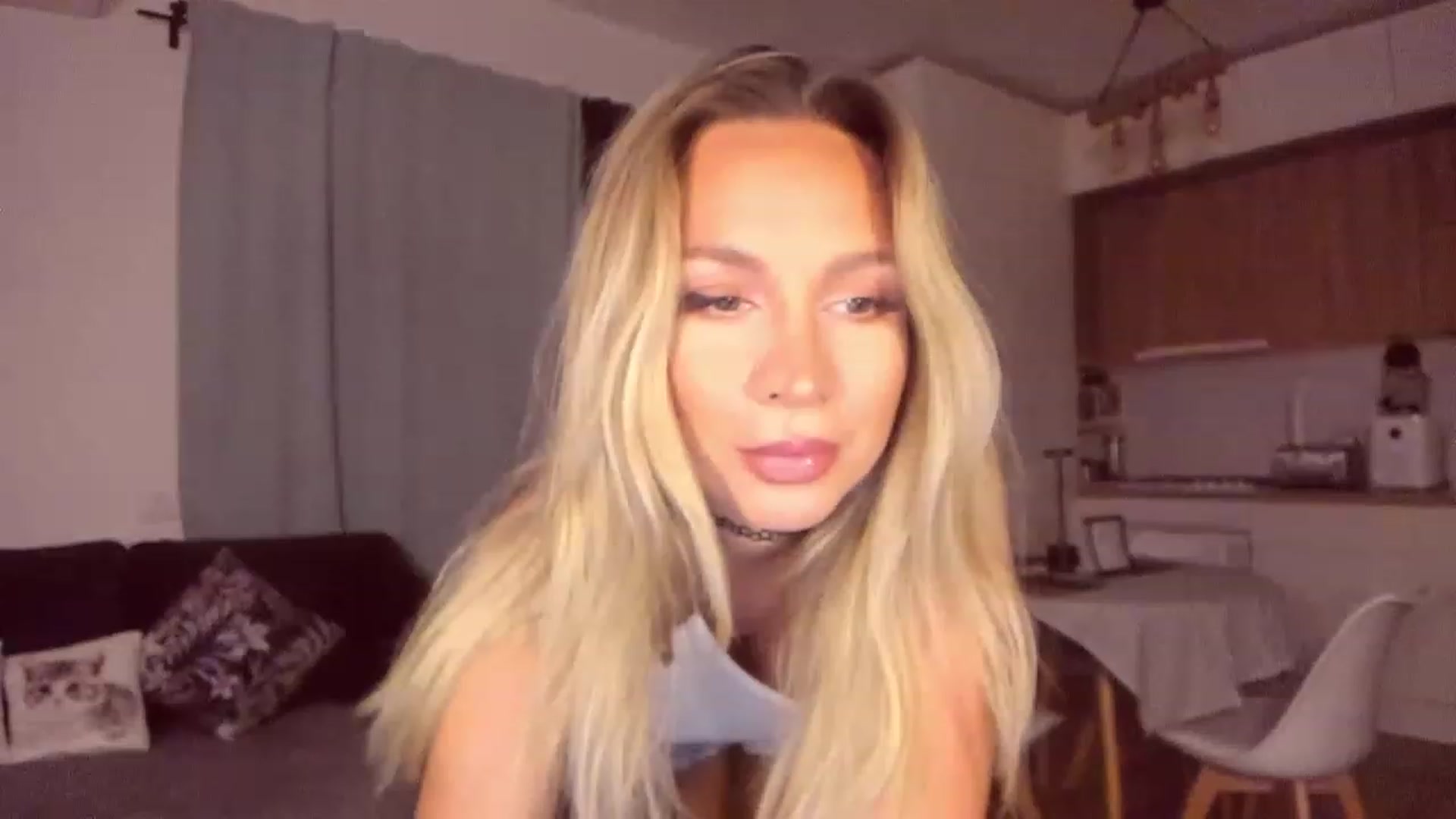 Gallery image thumbnail from CoolElissa's myfreecams stream on, 07/12/2023, 02:08 image 4 of 20